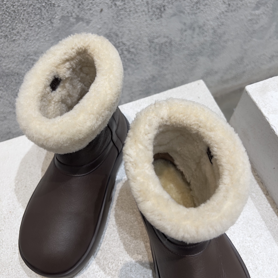 Bottega Veneta Female Boots Waterproof M-l-s