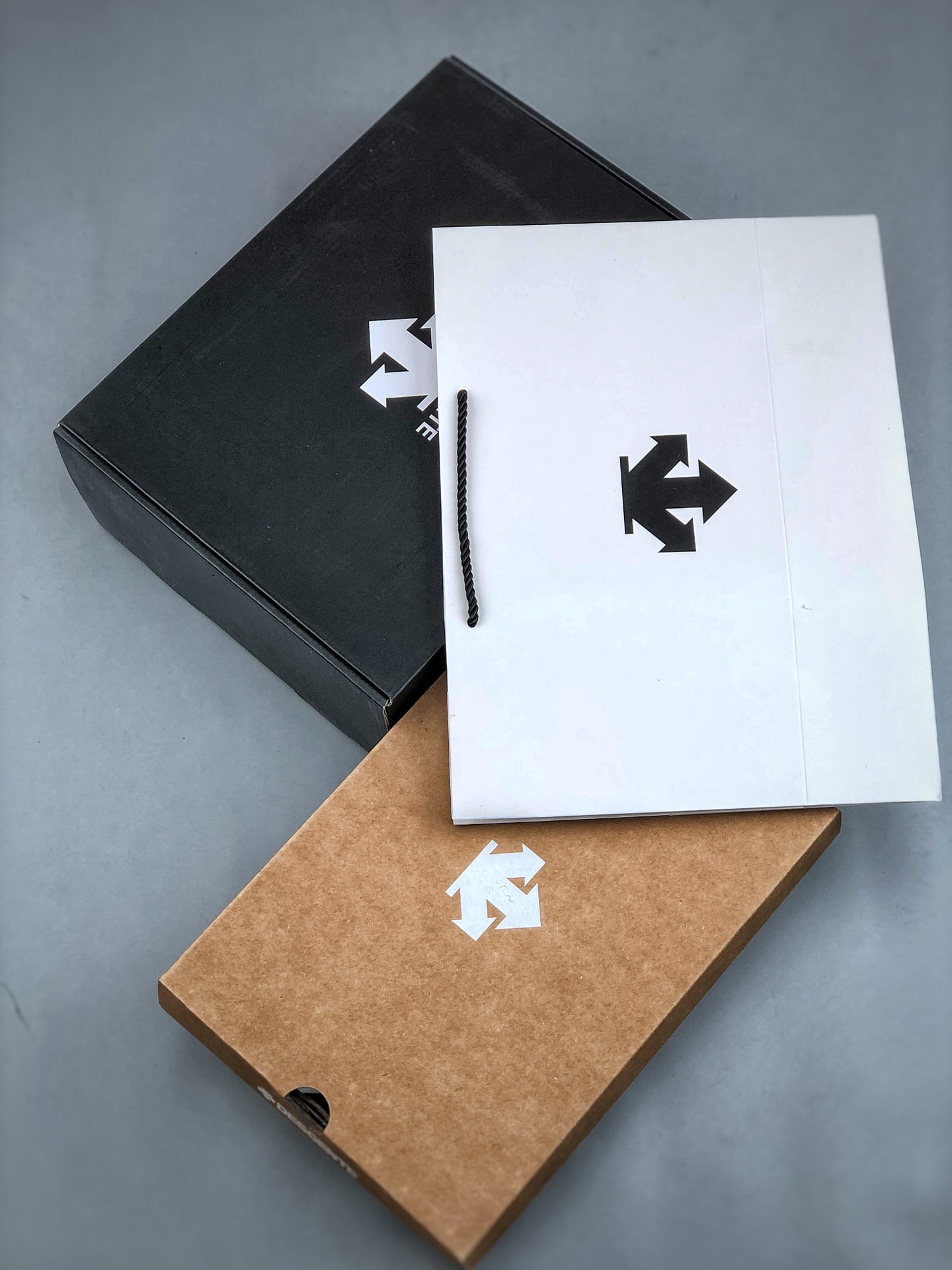 Descente Running Shoes M-l-s