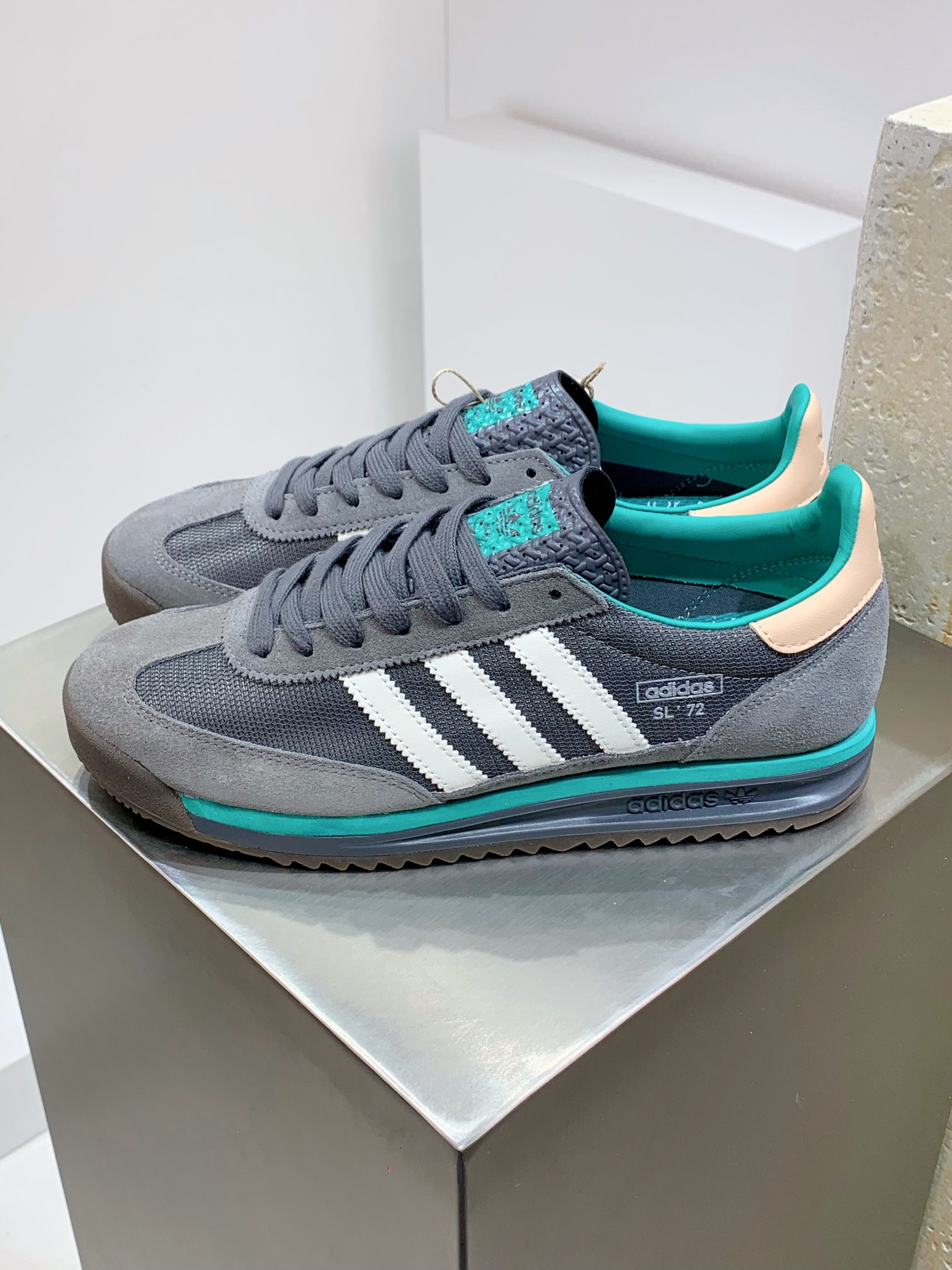 Adidas Male Running Shoes Lightweight M-l-s