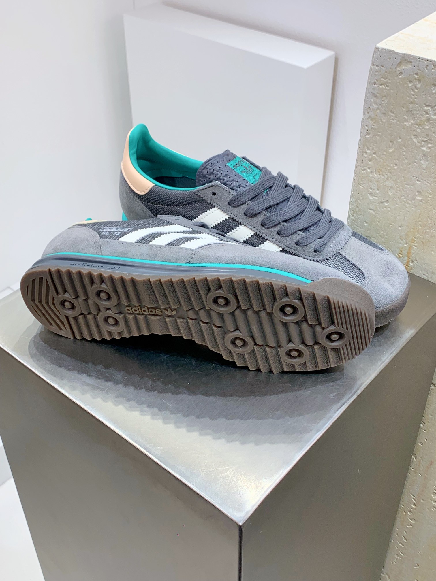 Adidas Male Running Shoes Lightweight M-l-s