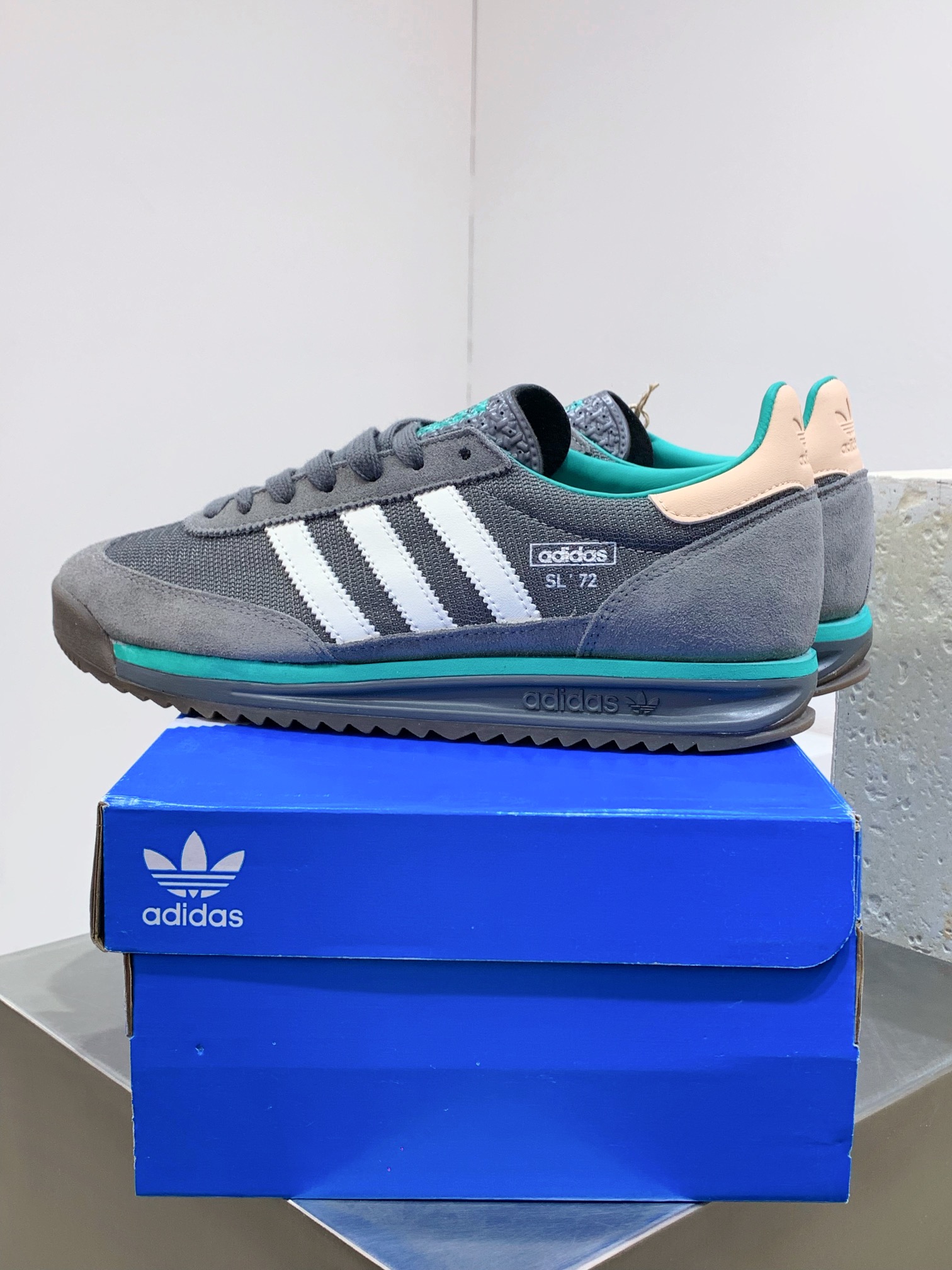 Adidas Male Running Shoes Lightweight M-l-s