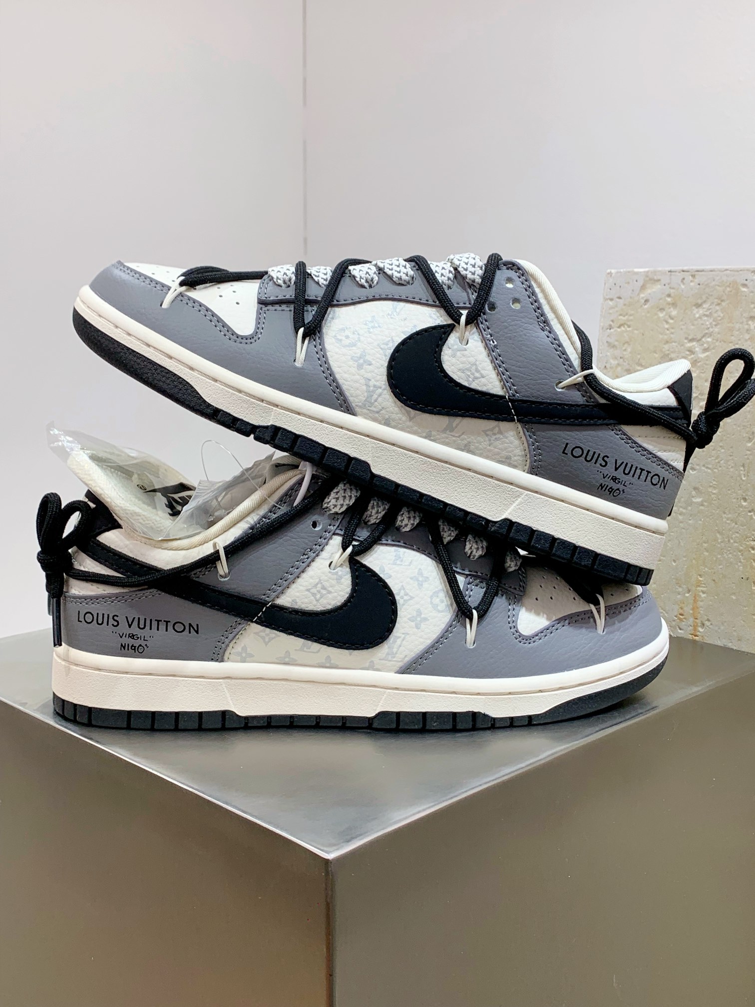 Louis Vuitton Nike Male Board Shoes M-l-s