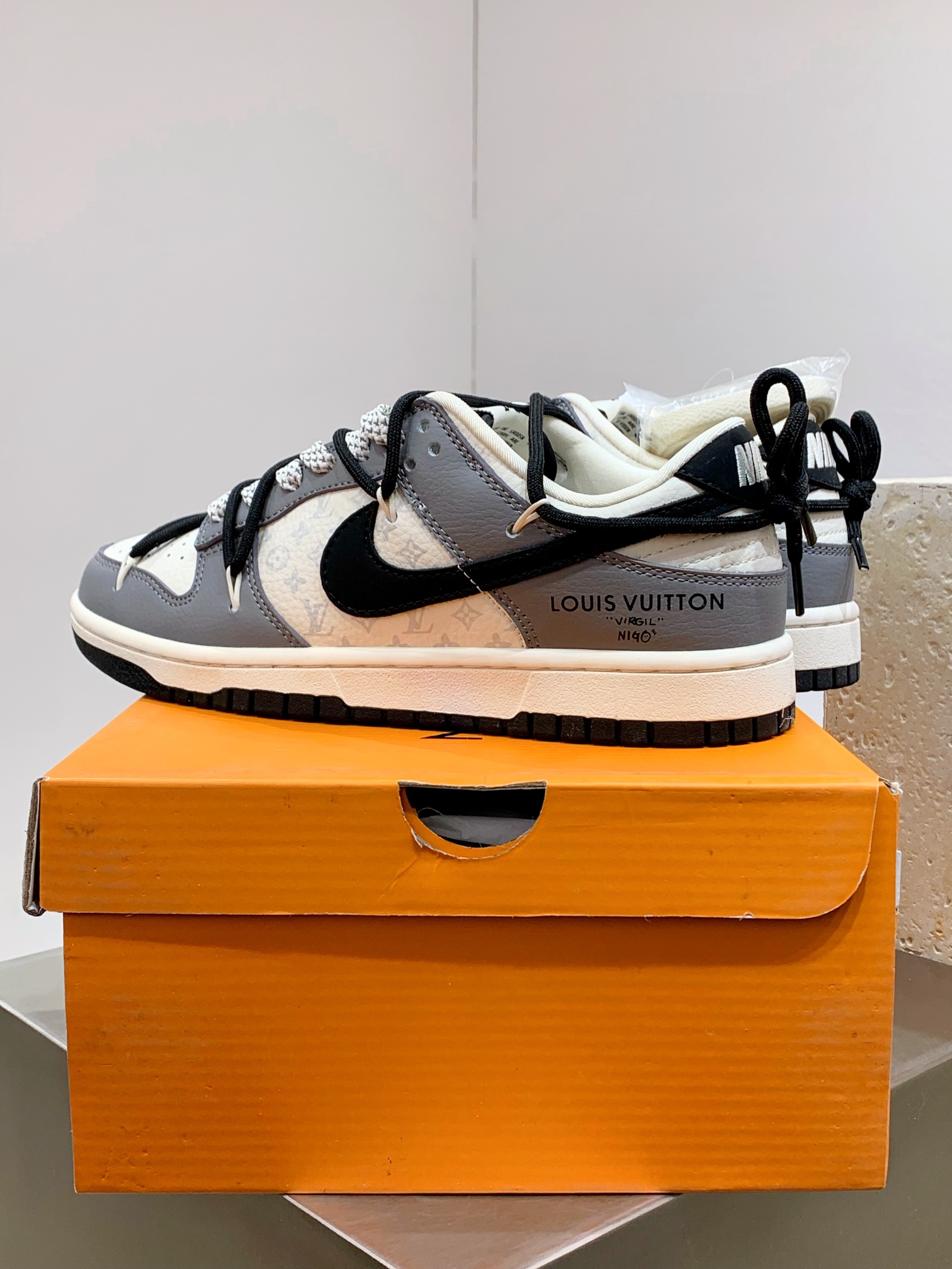 Louis Vuitton Nike Male Board Shoes M-l-s