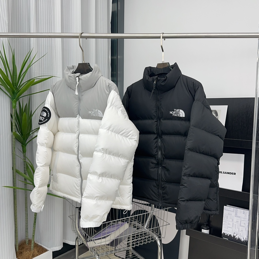 The North Face Male Basic Shoes L-s