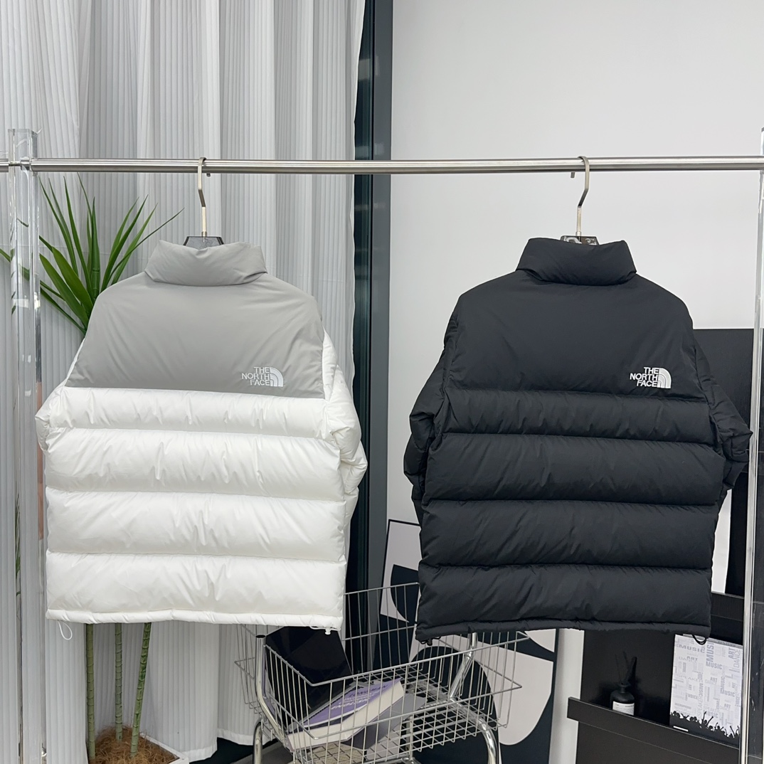 The North Face Male Basic Shoes L-s