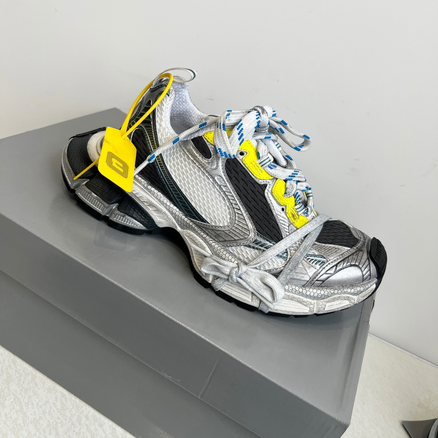 Balenciaga Sneakers Breathable L-s-xl