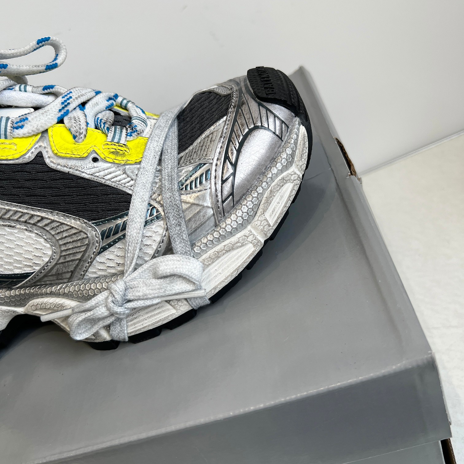 Balenciaga Sneakers Breathable L-s-xl