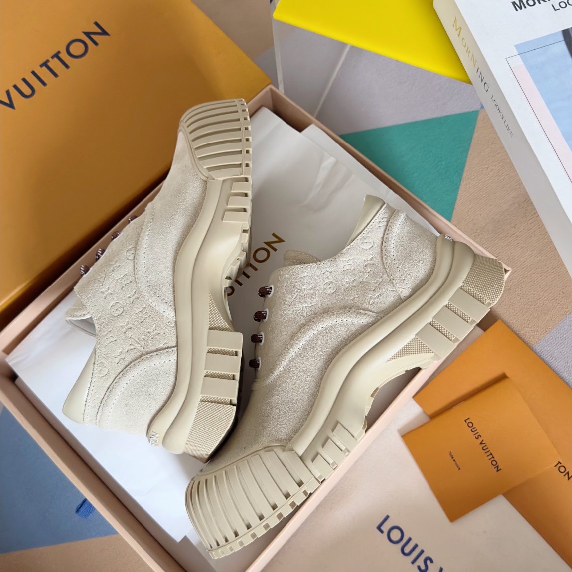 Louis Vuitton Female Leather Shoes Cow Leather M-l-s