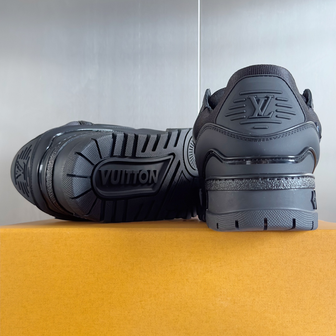 Louis Vuitton Male Board Shoes Breathable M-l-s