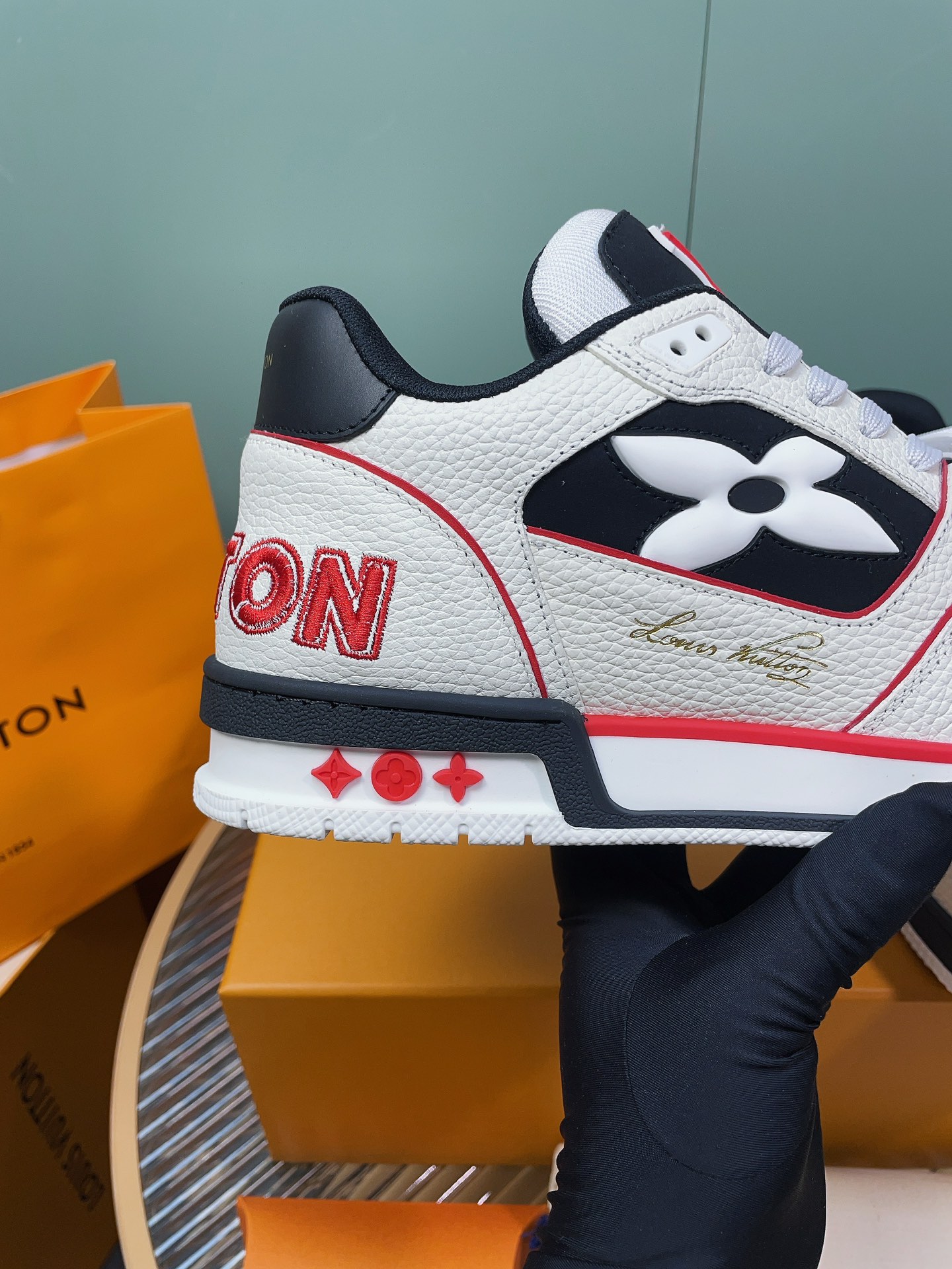 Louis Vuitton Couple Board Shoes Breathable M-l-s