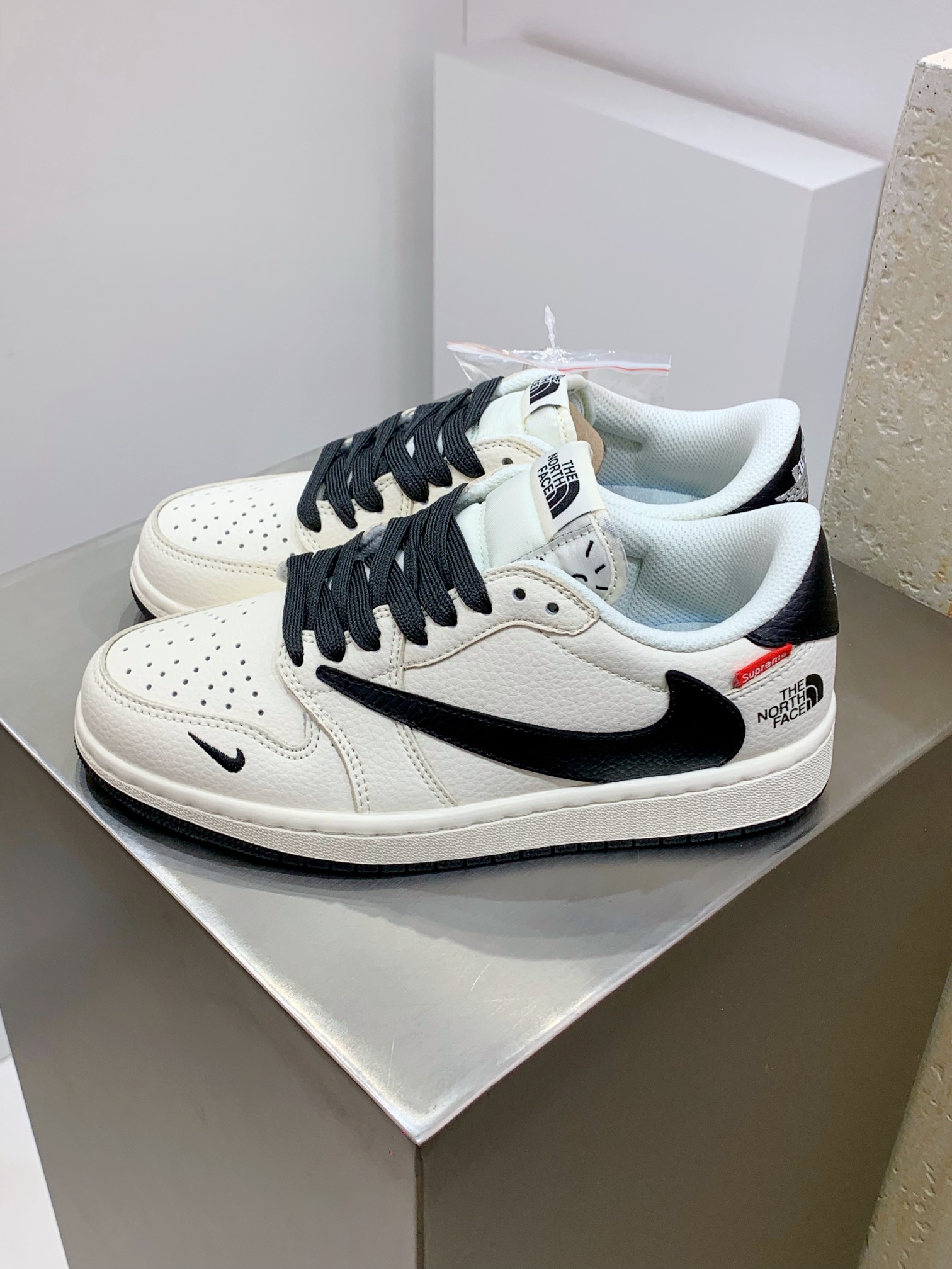 Jordan Nike The North Face Male Basic Shoes White M-l-s