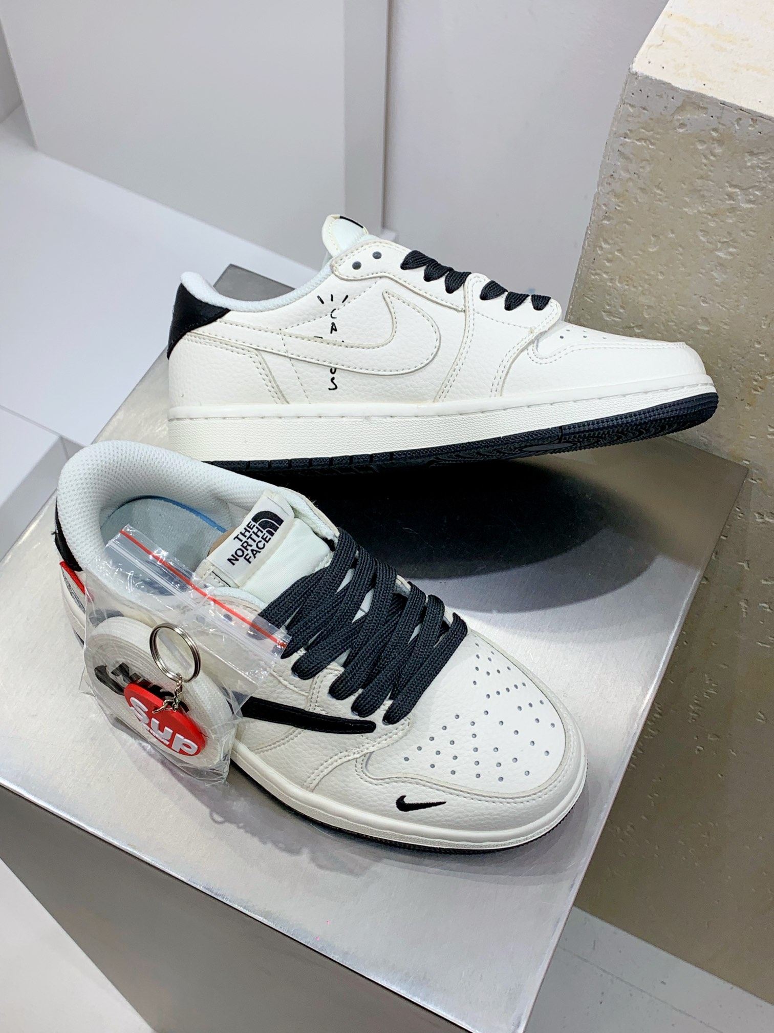 Jordan Nike The North Face Male Basic Shoes White M-l-s