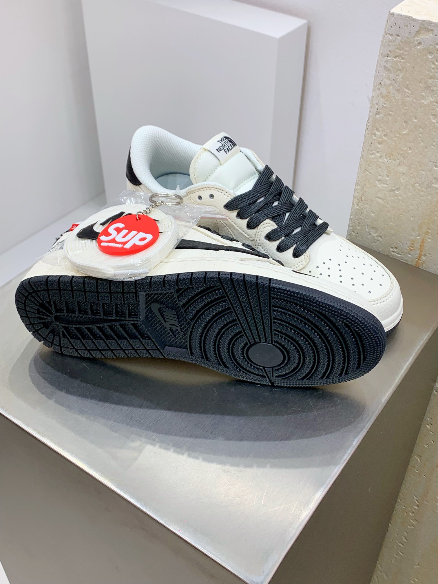 Jordan Nike The North Face Male Basic Shoes White M-l-s