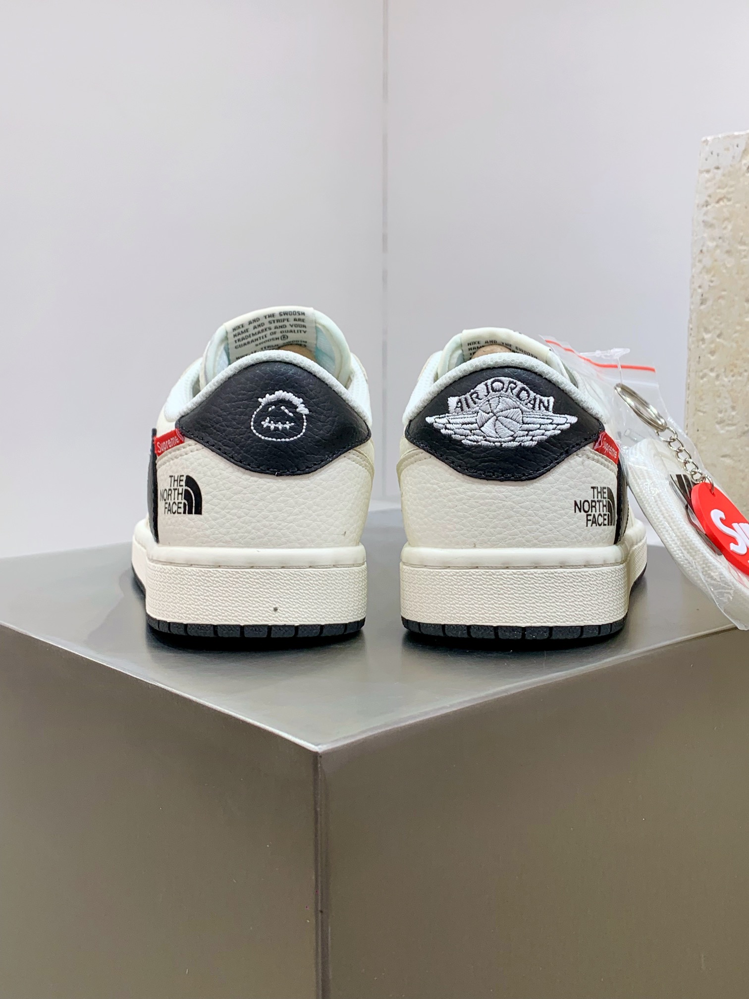 Jordan Nike The North Face Male Basic Shoes White M-l-s