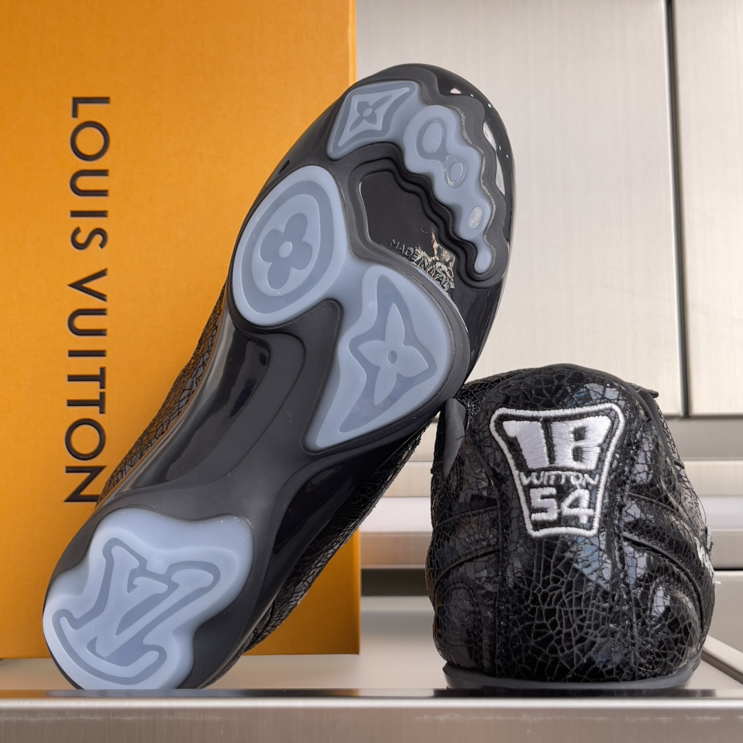 Louis Vuitton Male Running Shoes M-l-s