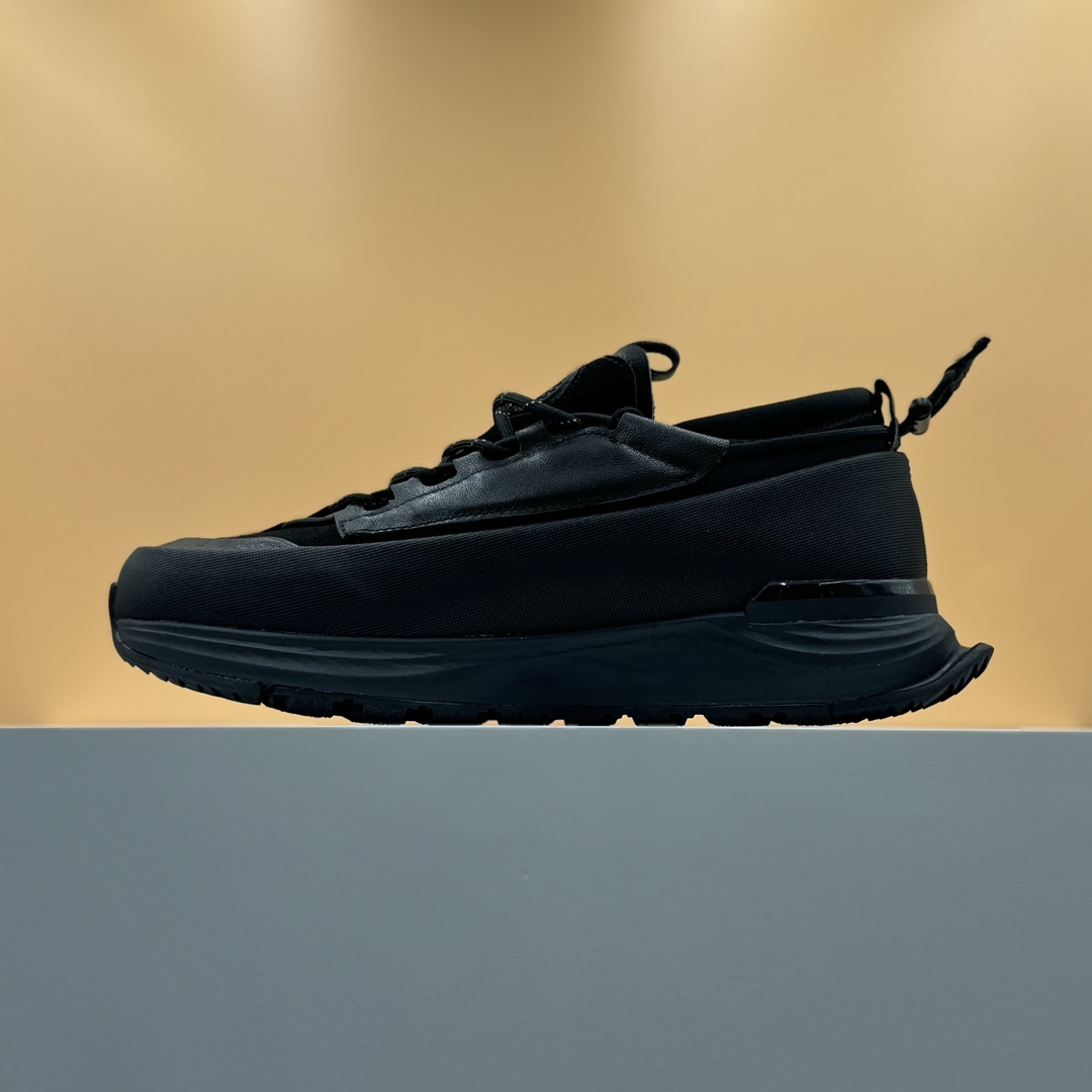 Adidas Canada Goose Sneakers Black Lightweight L-s