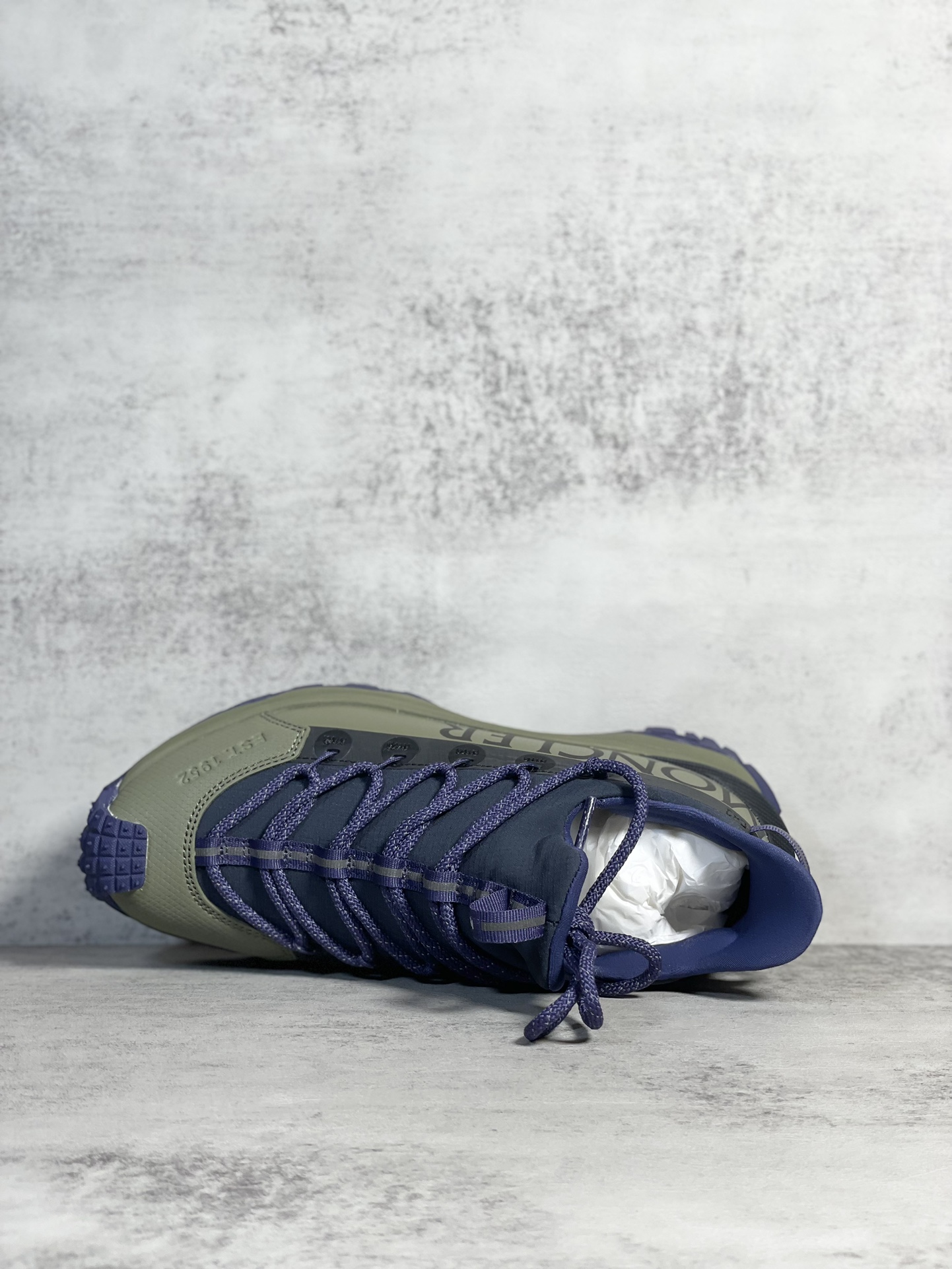 Moncler Sneakers Shock Absorbing M-l