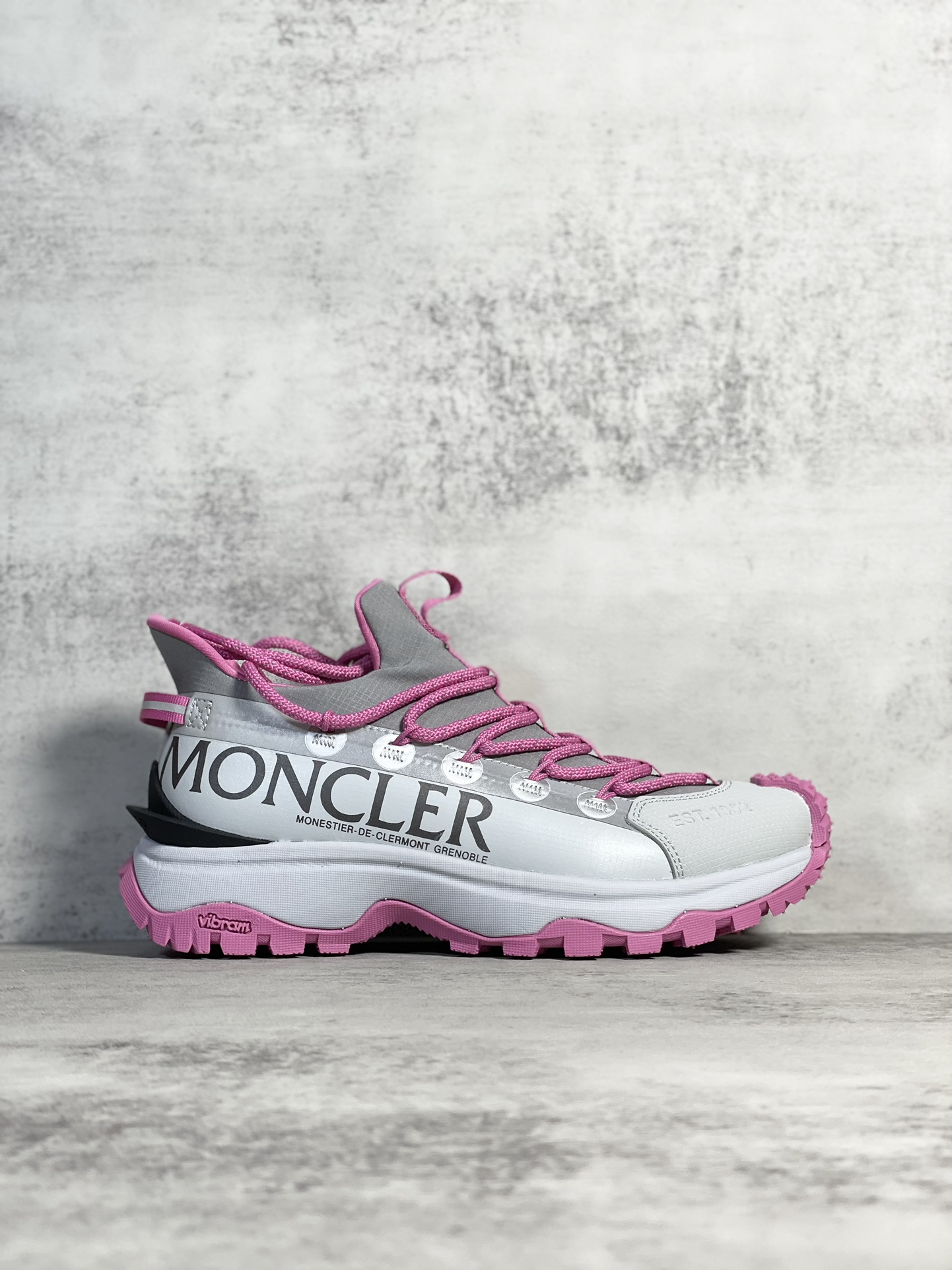 Moncler Sneakers Shock Absorbing M-l