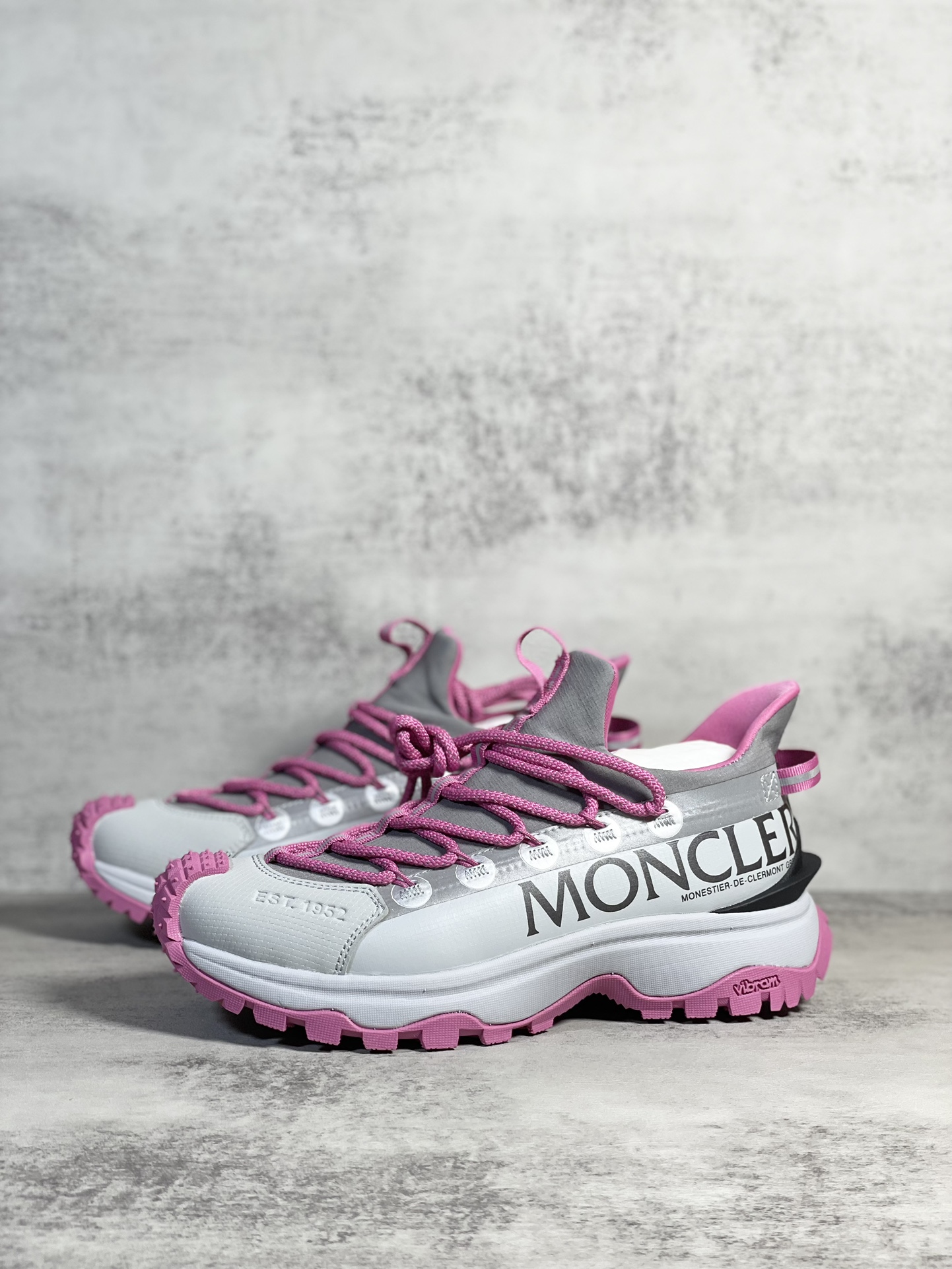 Moncler Sneakers Shock Absorbing M-l