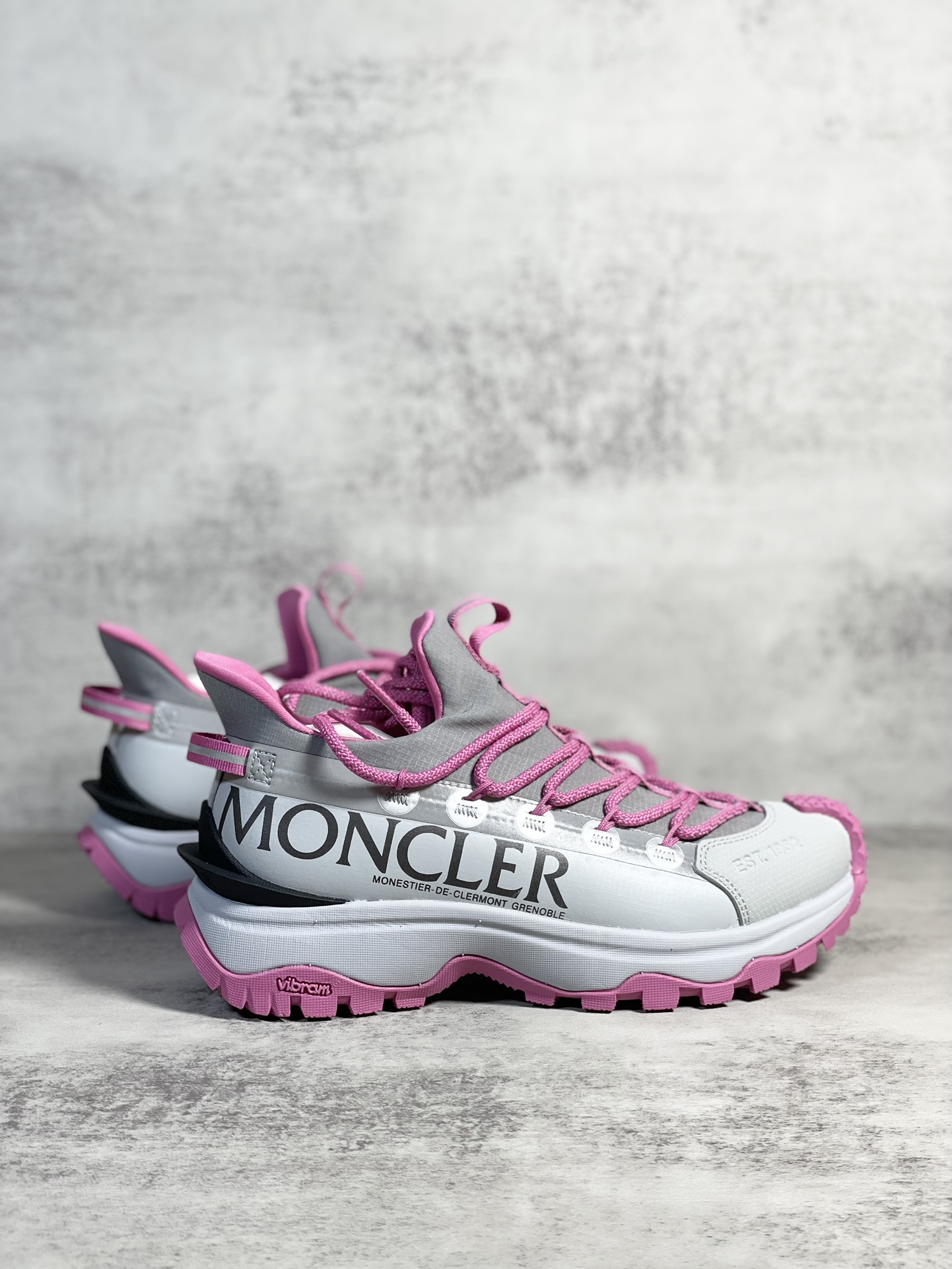 Moncler Sneakers Shock Absorbing M-l