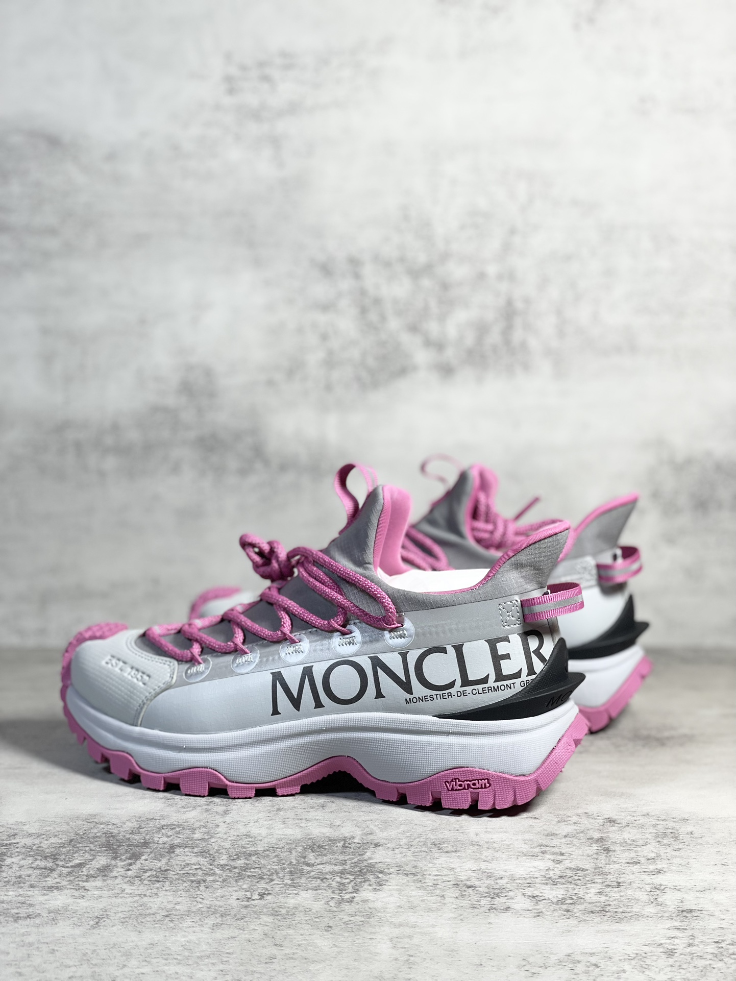 Moncler Sneakers Shock Absorbing M-l