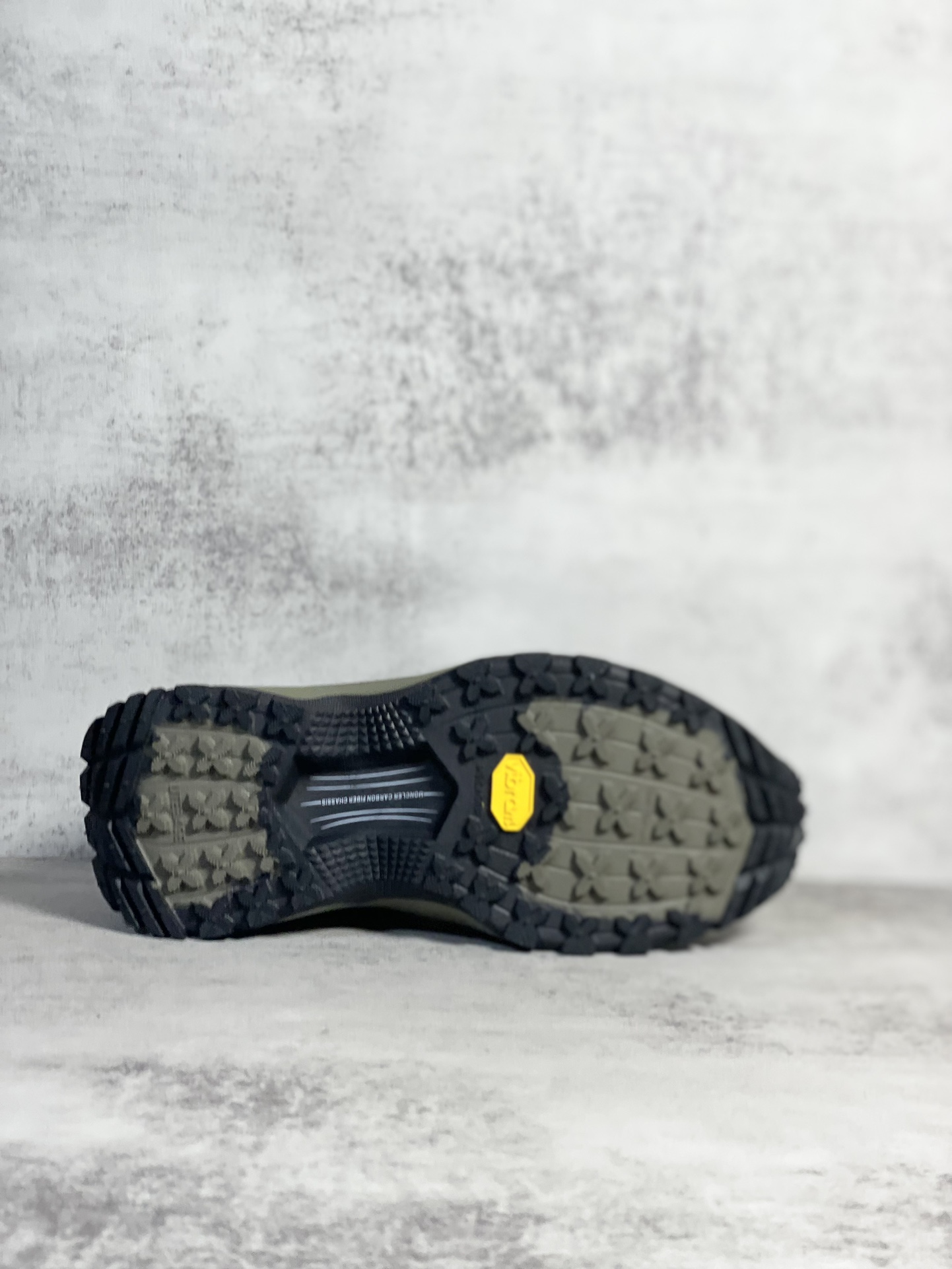 Moncler Sneakers Shock Absorbing M-l