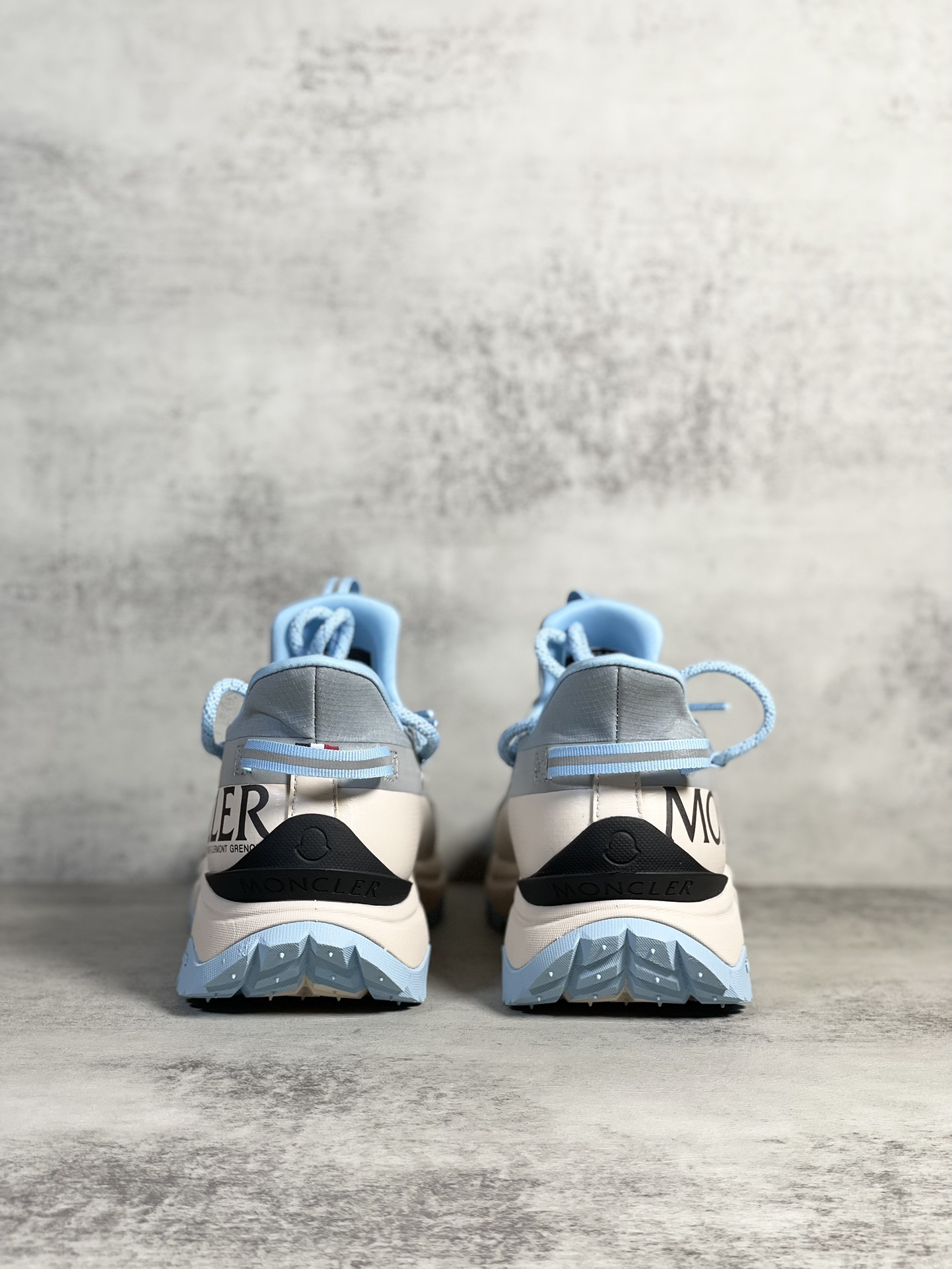 Moncler Sneakers Shock Absorbing M-l