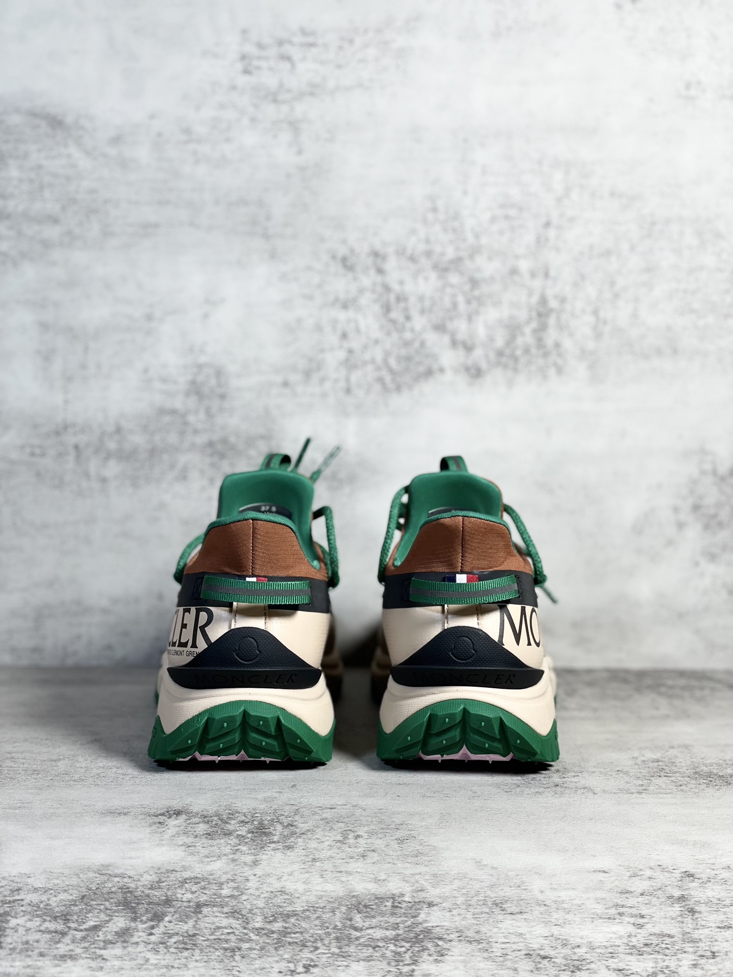 Moncler Sneakers Shock Absorbing M-l