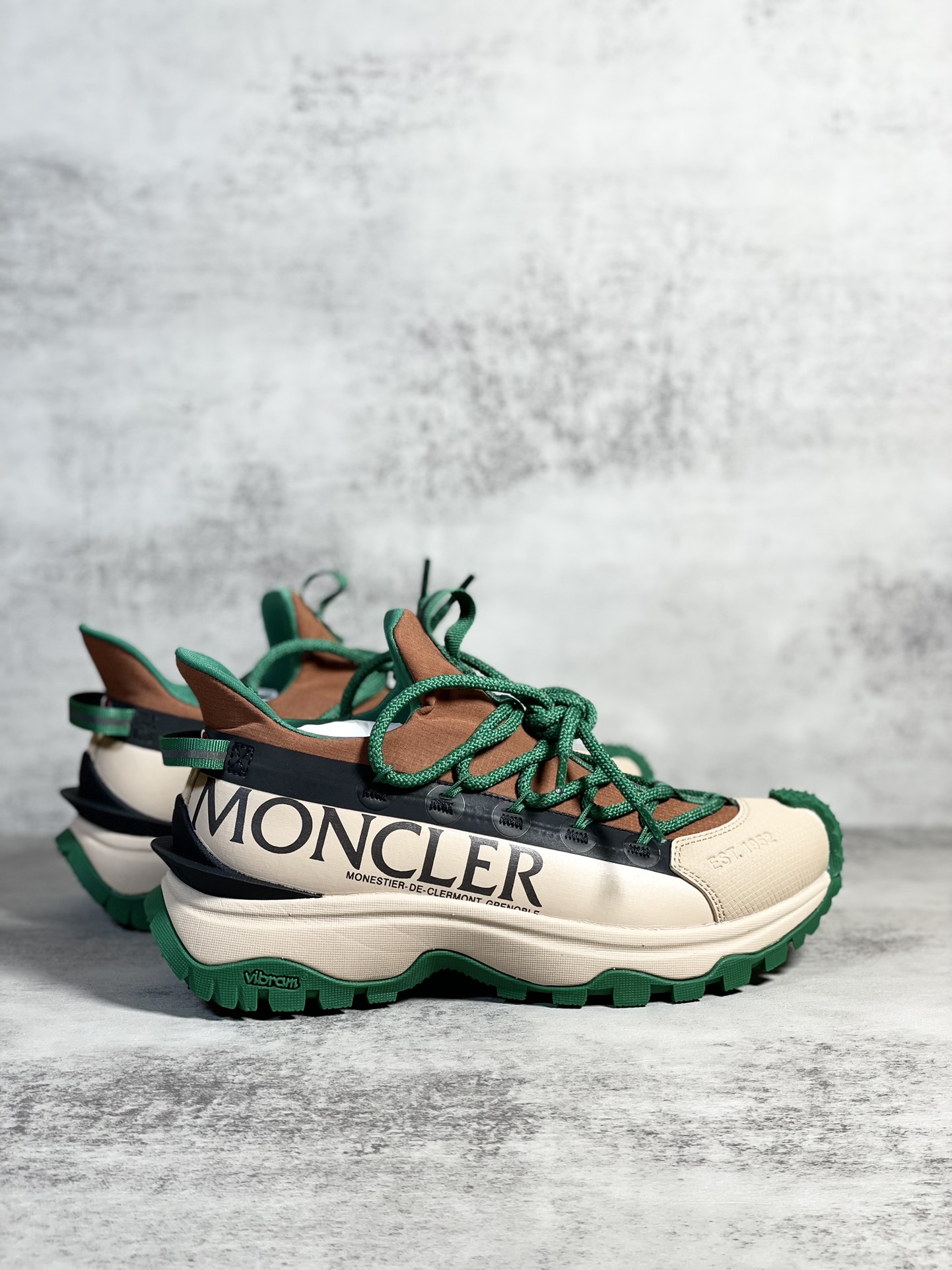 Moncler Sneakers Shock Absorbing M-l
