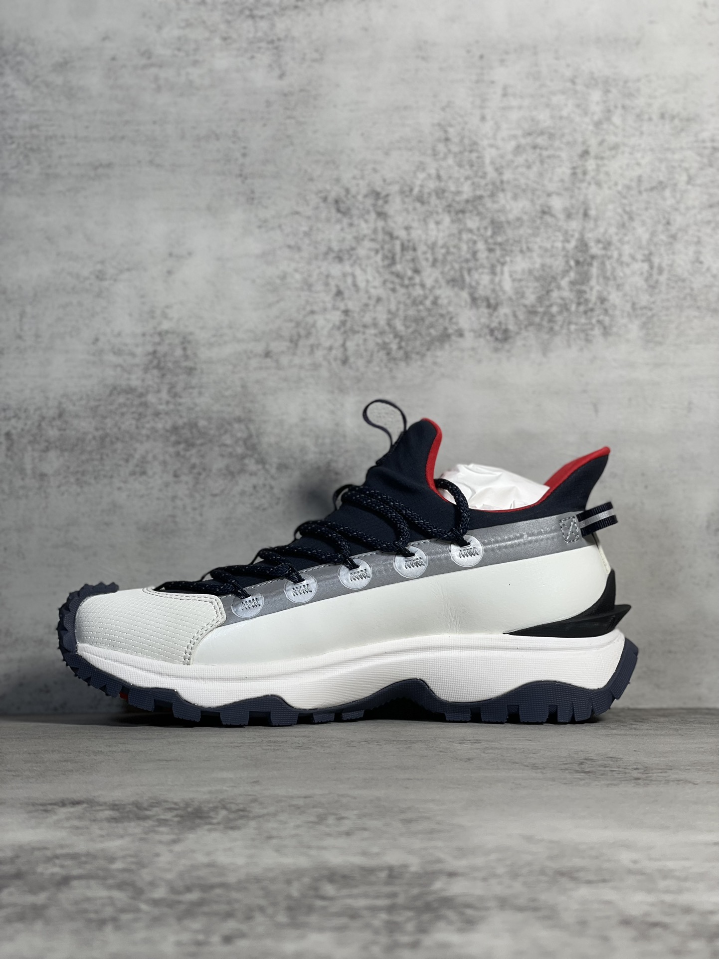 Moncler Sneakers Shock Absorbing M-l