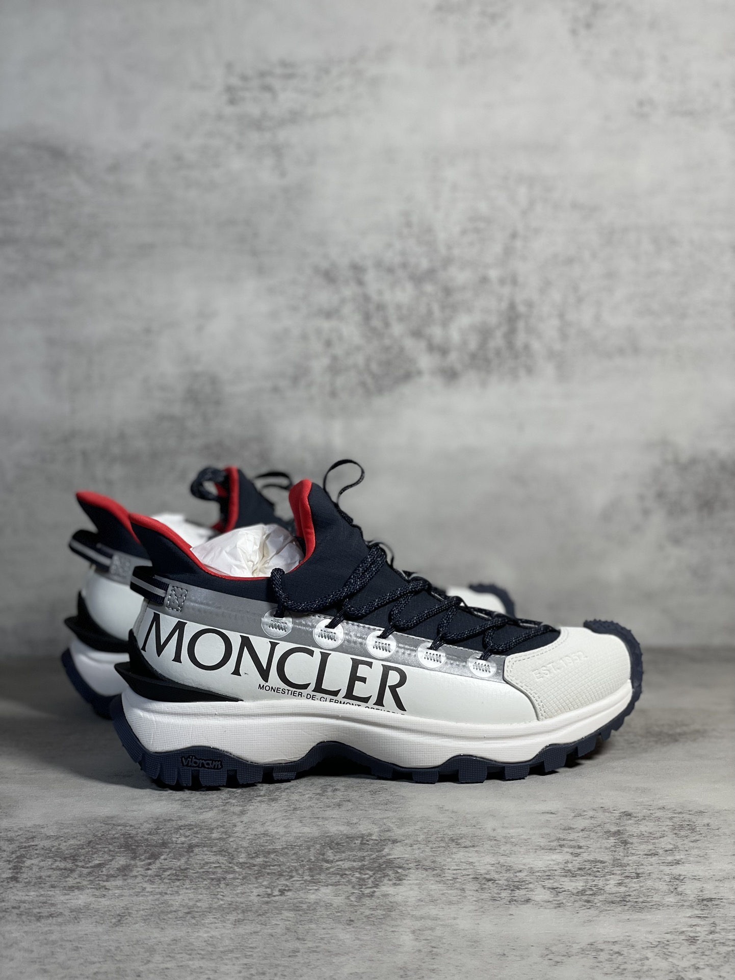 Moncler Sneakers Shock Absorbing M-l
