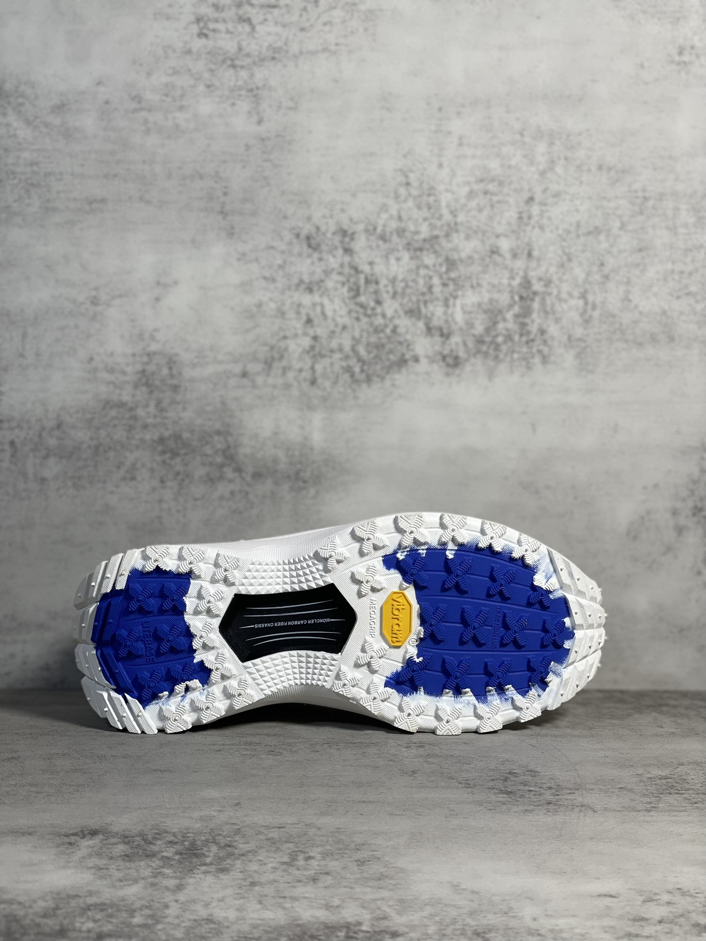 Moncler Sneakers Shock Absorbing M-l