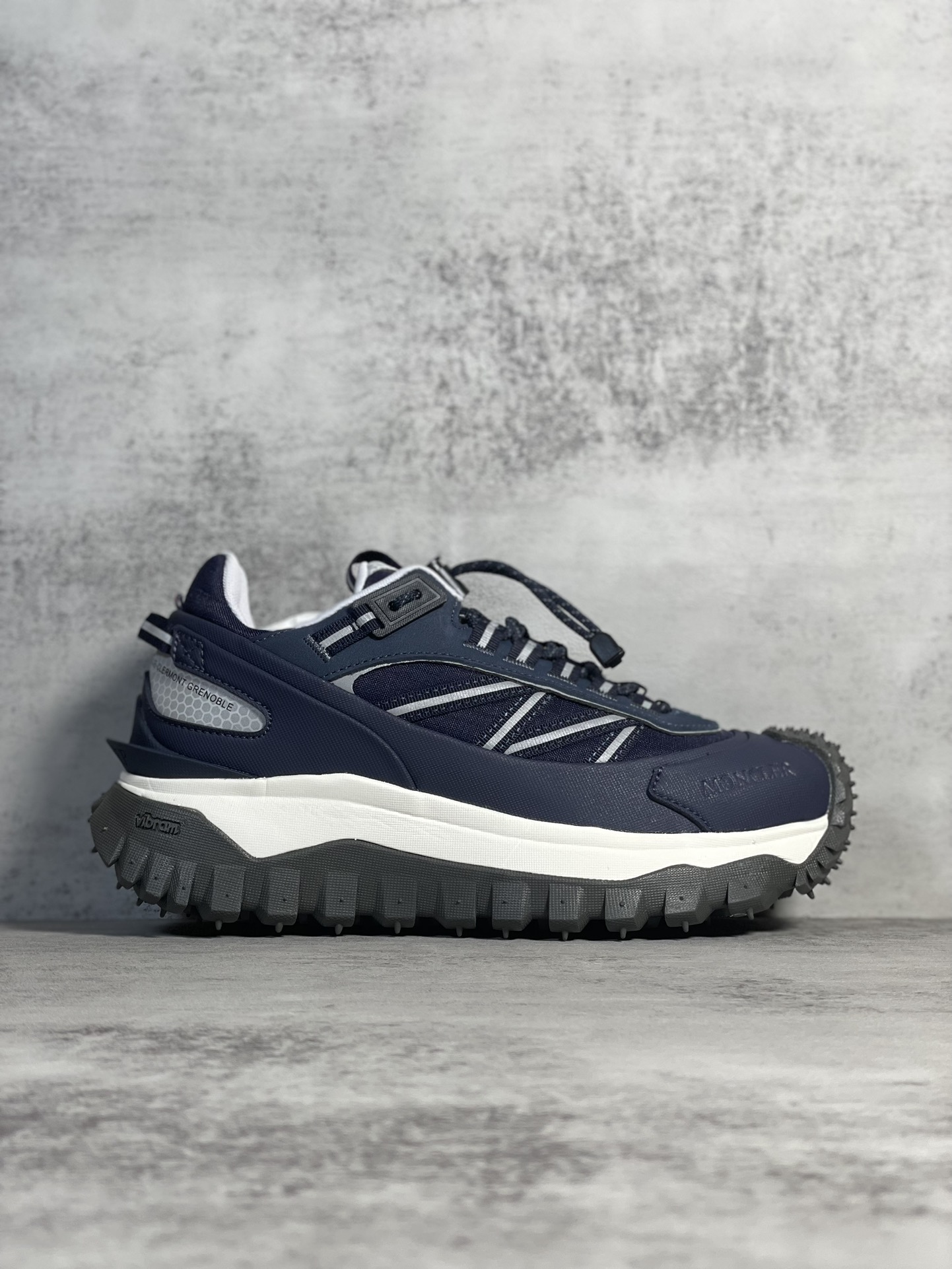 Moncler Sneakers Shock Absorbing M-l