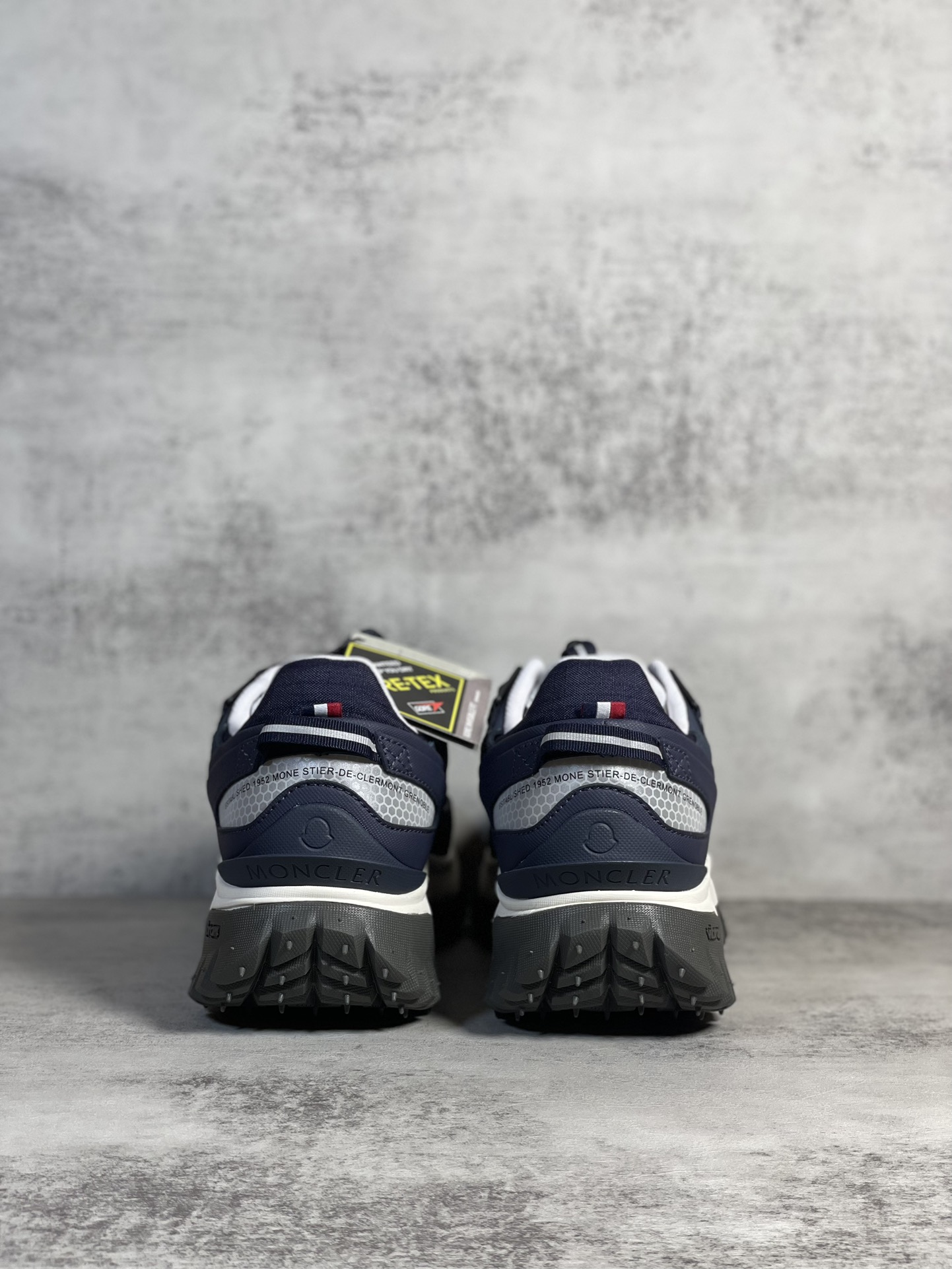 Moncler Sneakers Shock Absorbing M-l