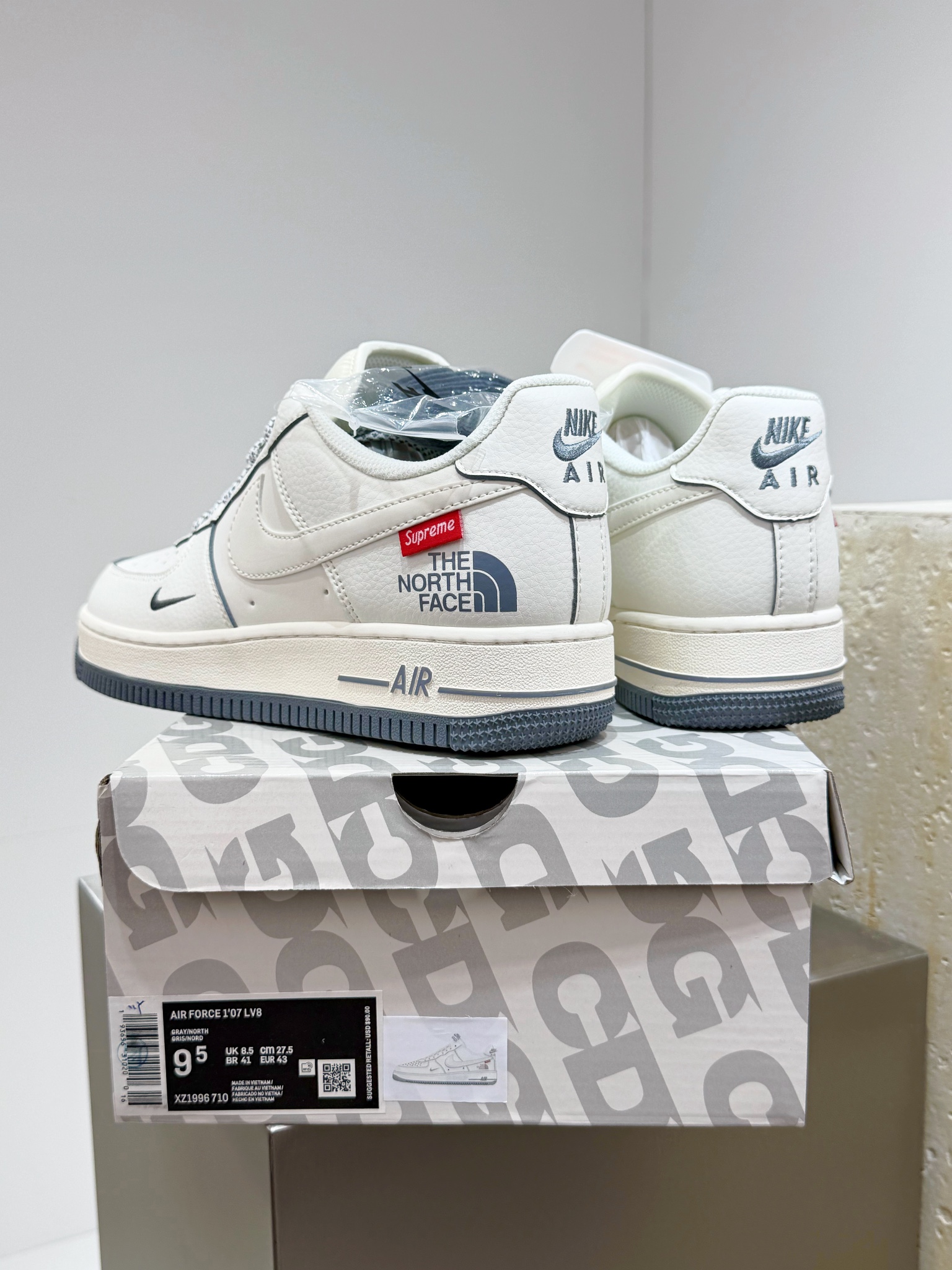 Supreme The North Face Male Board Shoes M-l-s