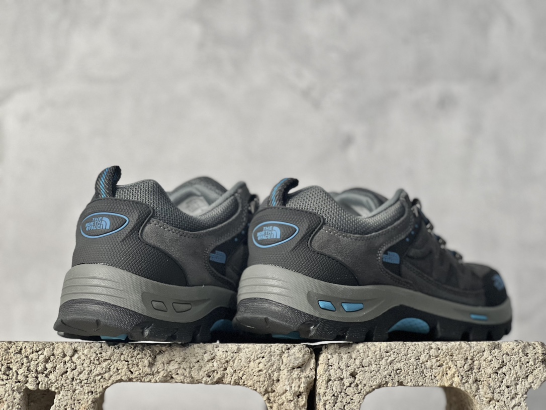 The North Face Sneakers M