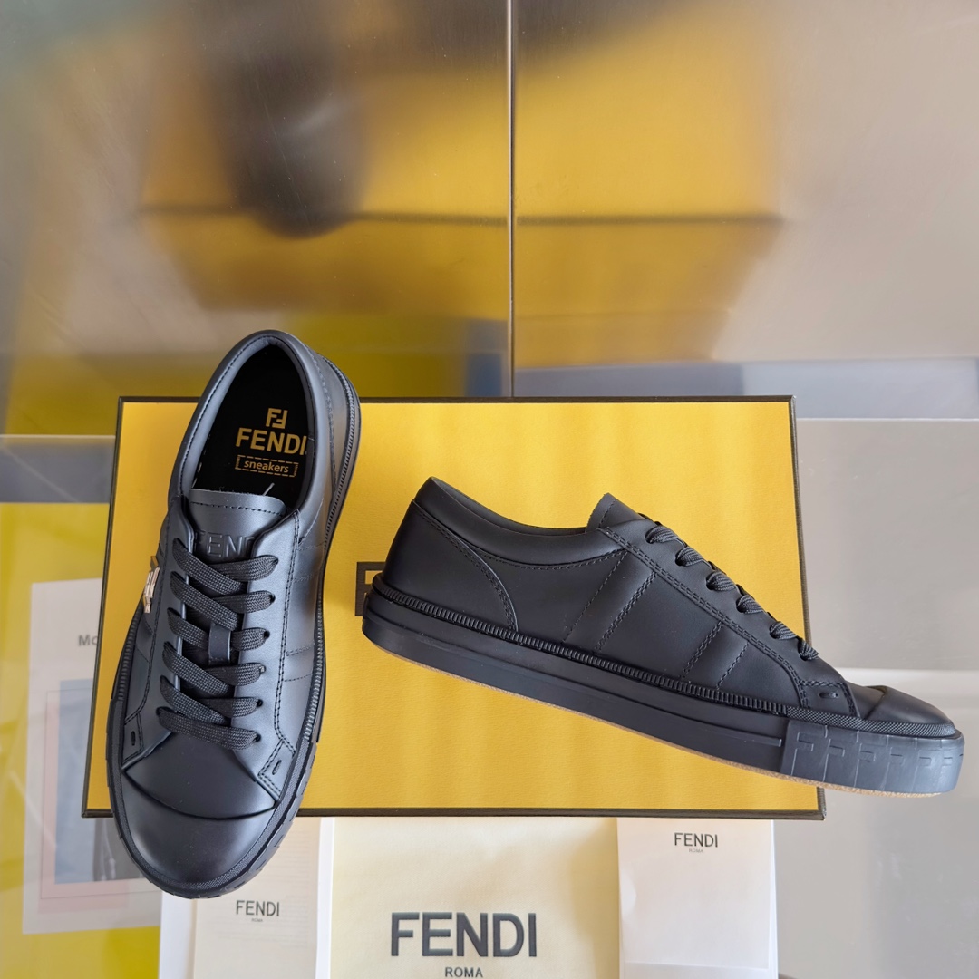 Fendi Male Board Shoes M-s