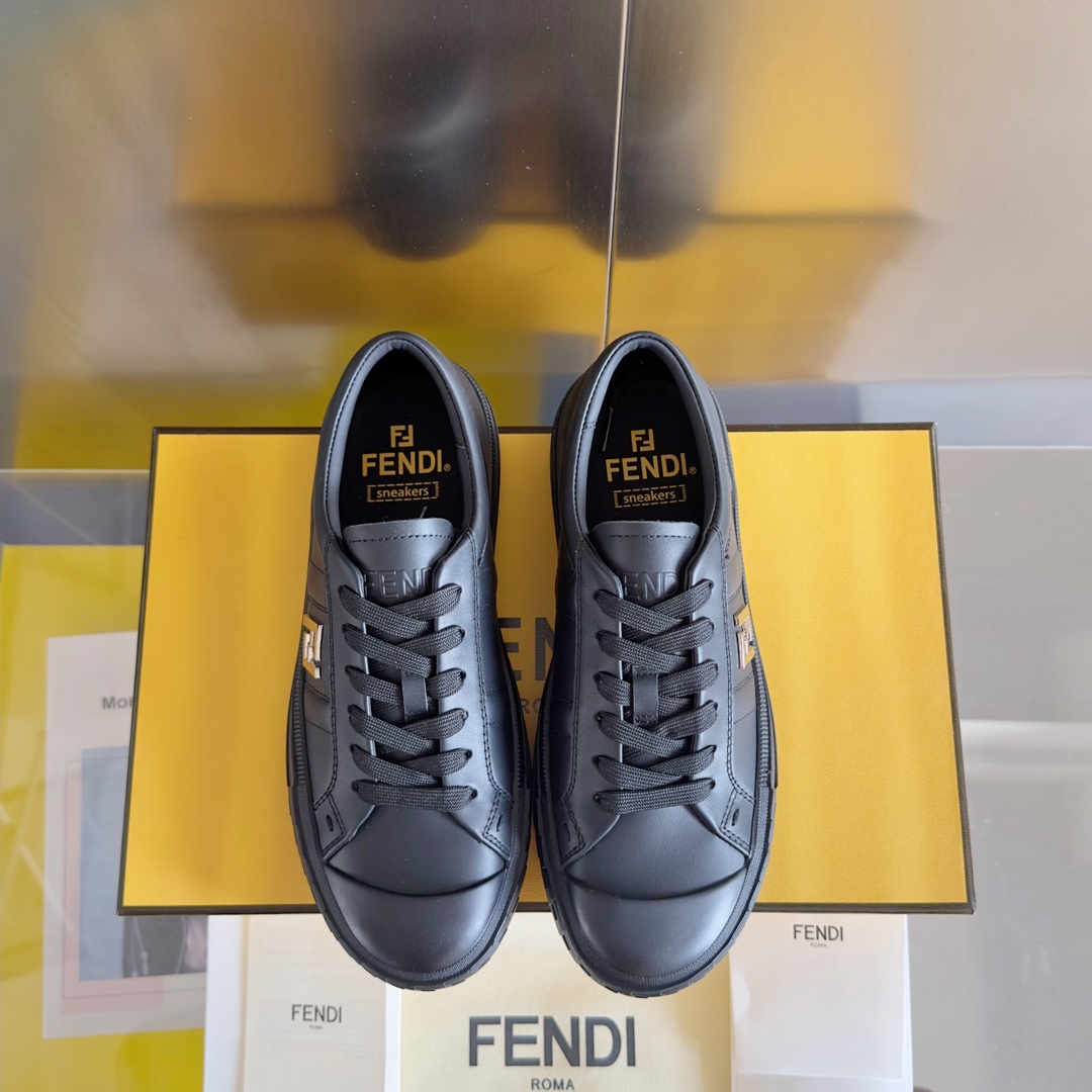 Fendi Male Board Shoes M-s