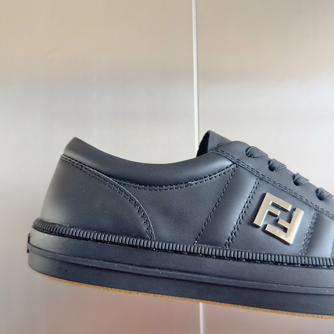 Fendi Male Board Shoes M-s