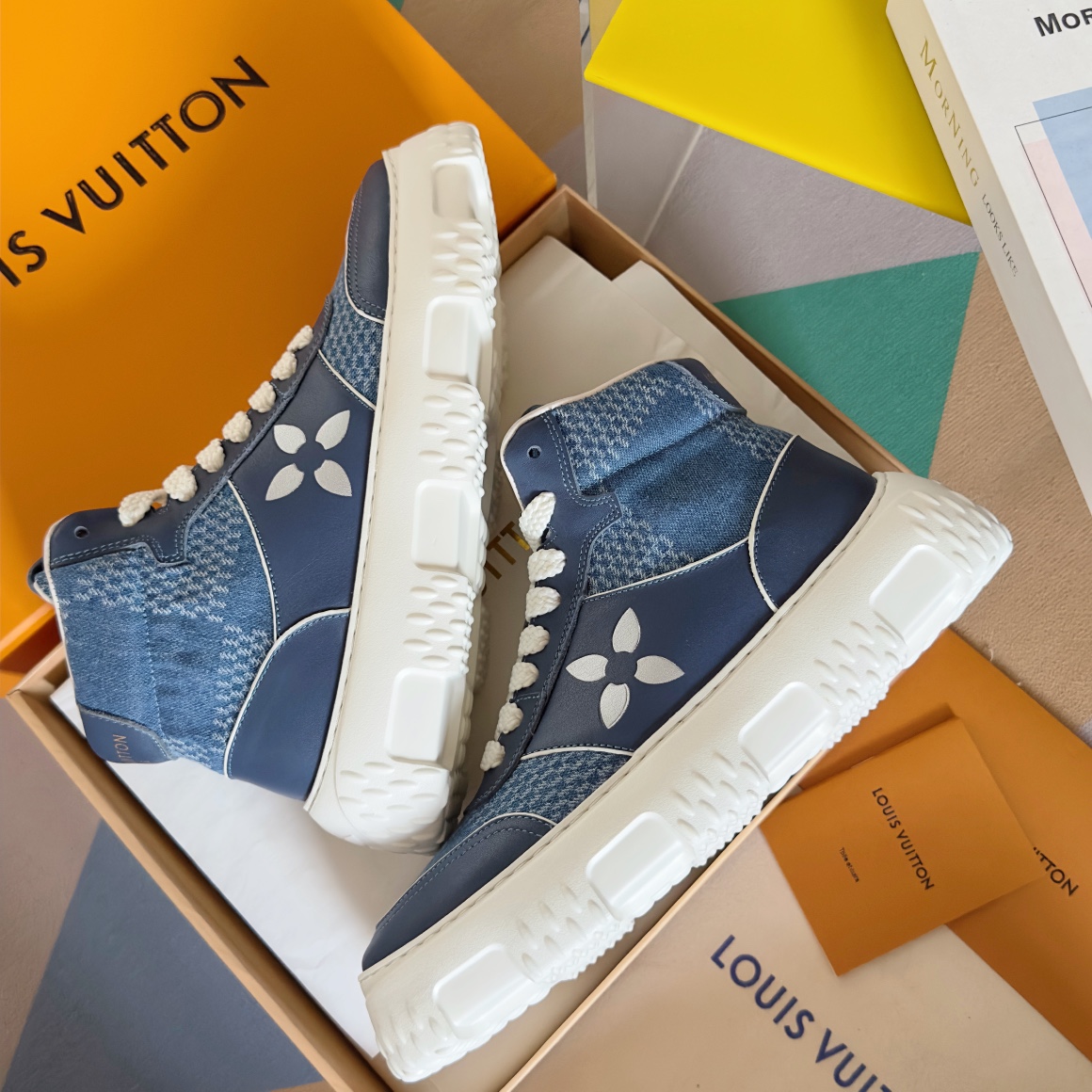 Louis Vuitton Male Sneakers M-l-s