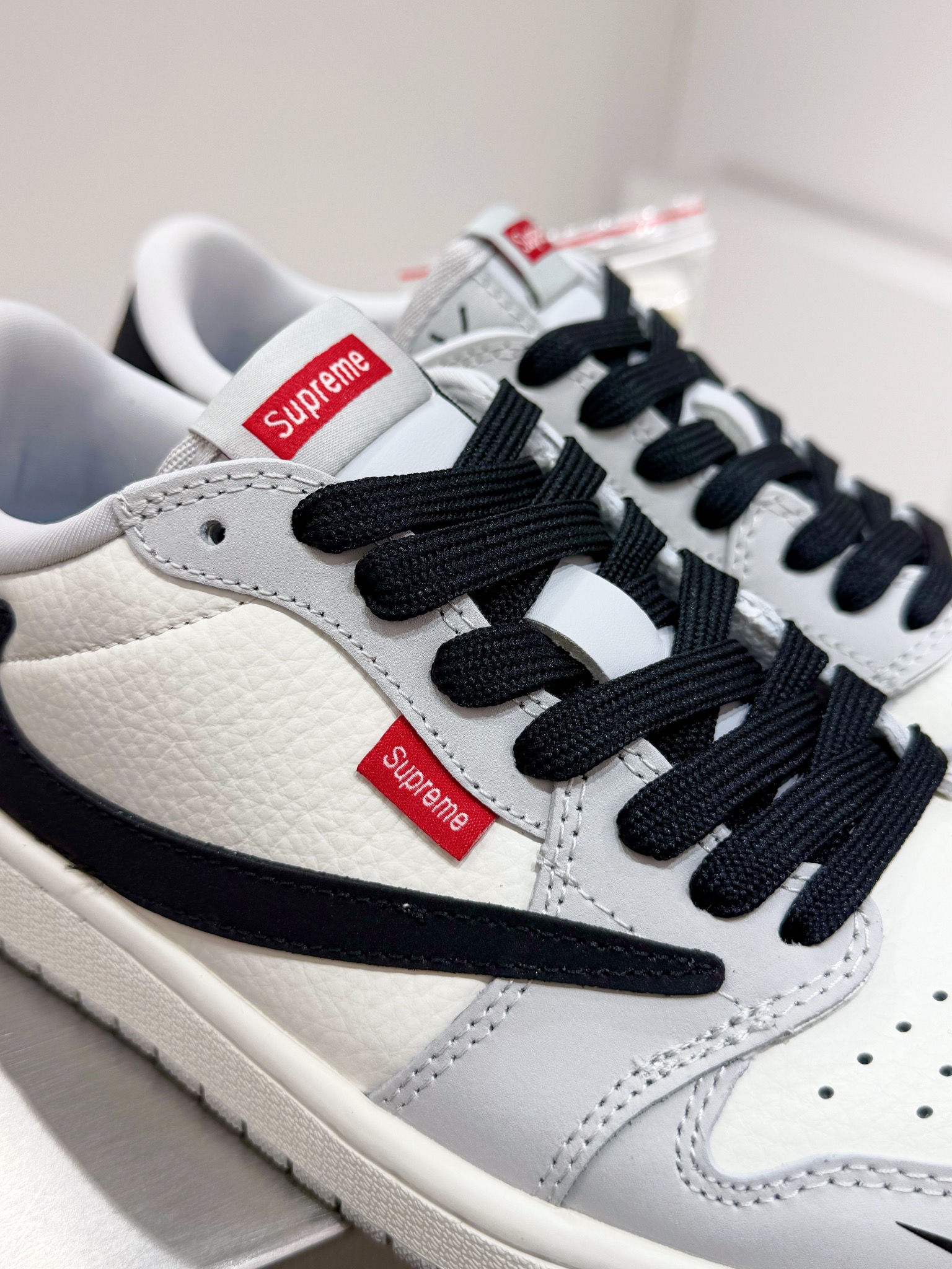 Jordan Nike Supreme Male Basic Shoes M-l-s