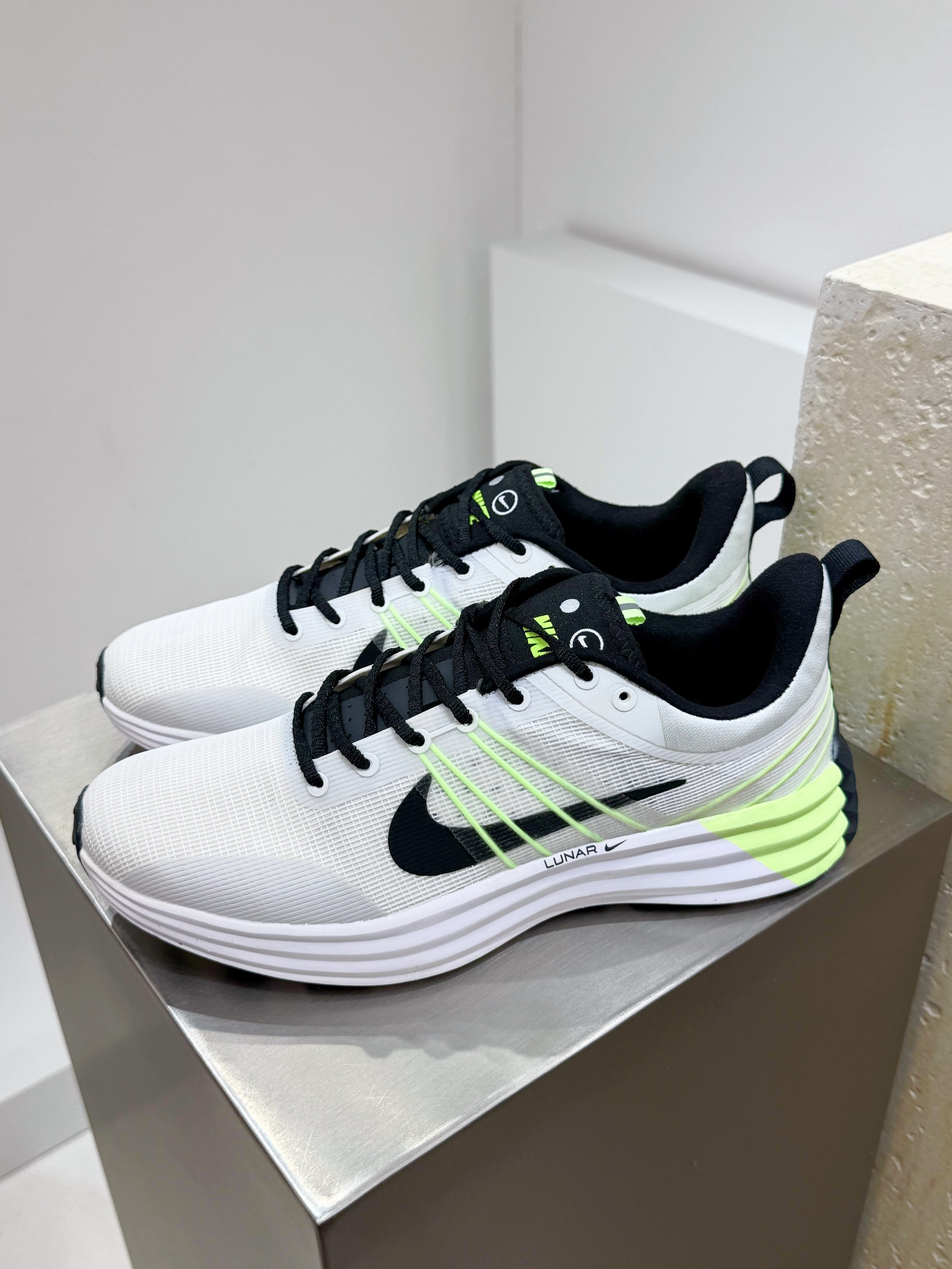 Nike Male Running Shoes Mesh Gray Breathable M-l-s