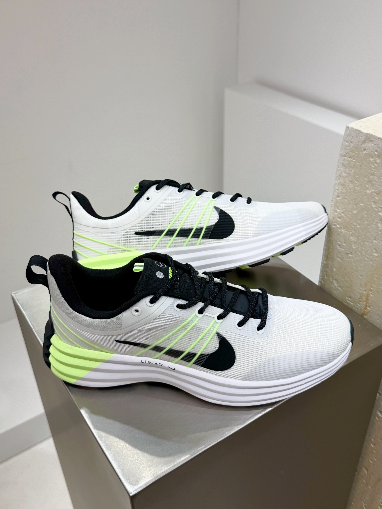 Nike Male Running Shoes Mesh Gray Breathable M-l-s