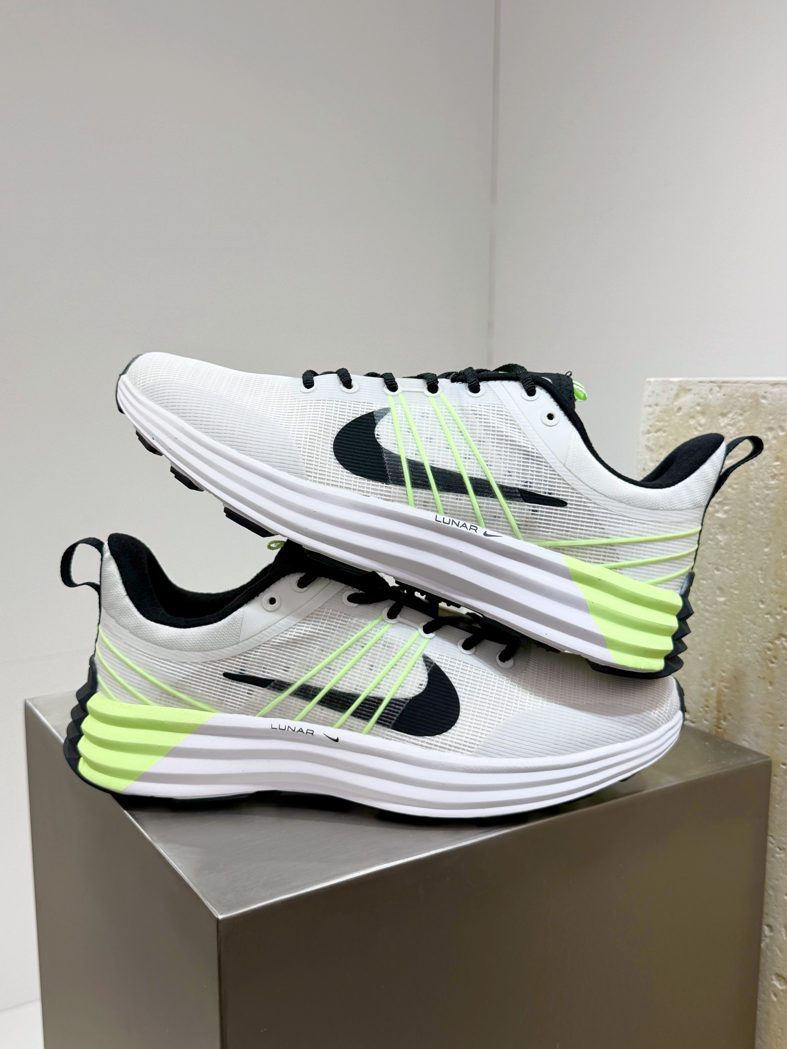 Nike Male Running Shoes Mesh Gray Breathable M-l-s