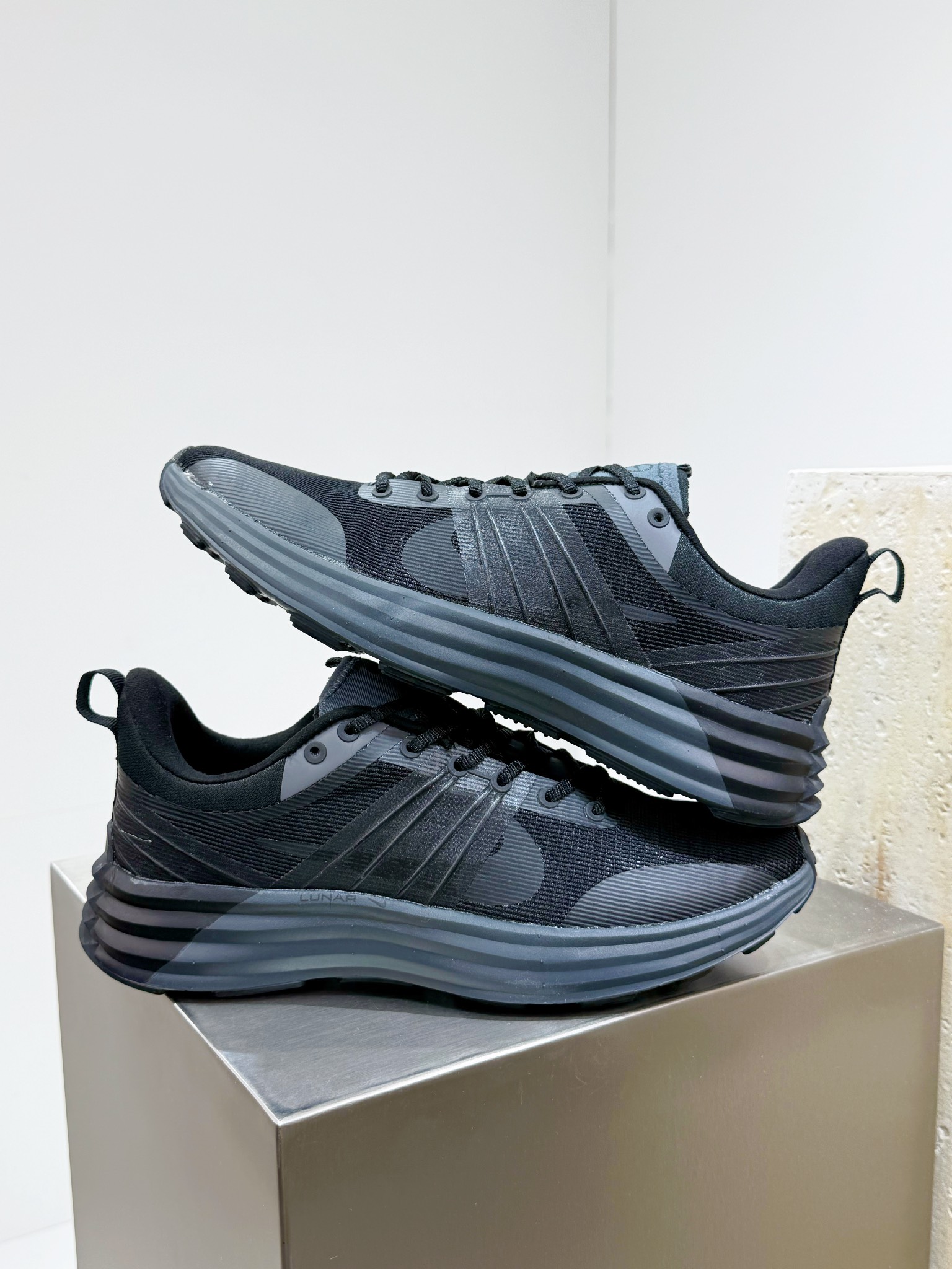 Nike Male Running Shoes Mesh Gray Breathable M-l-s