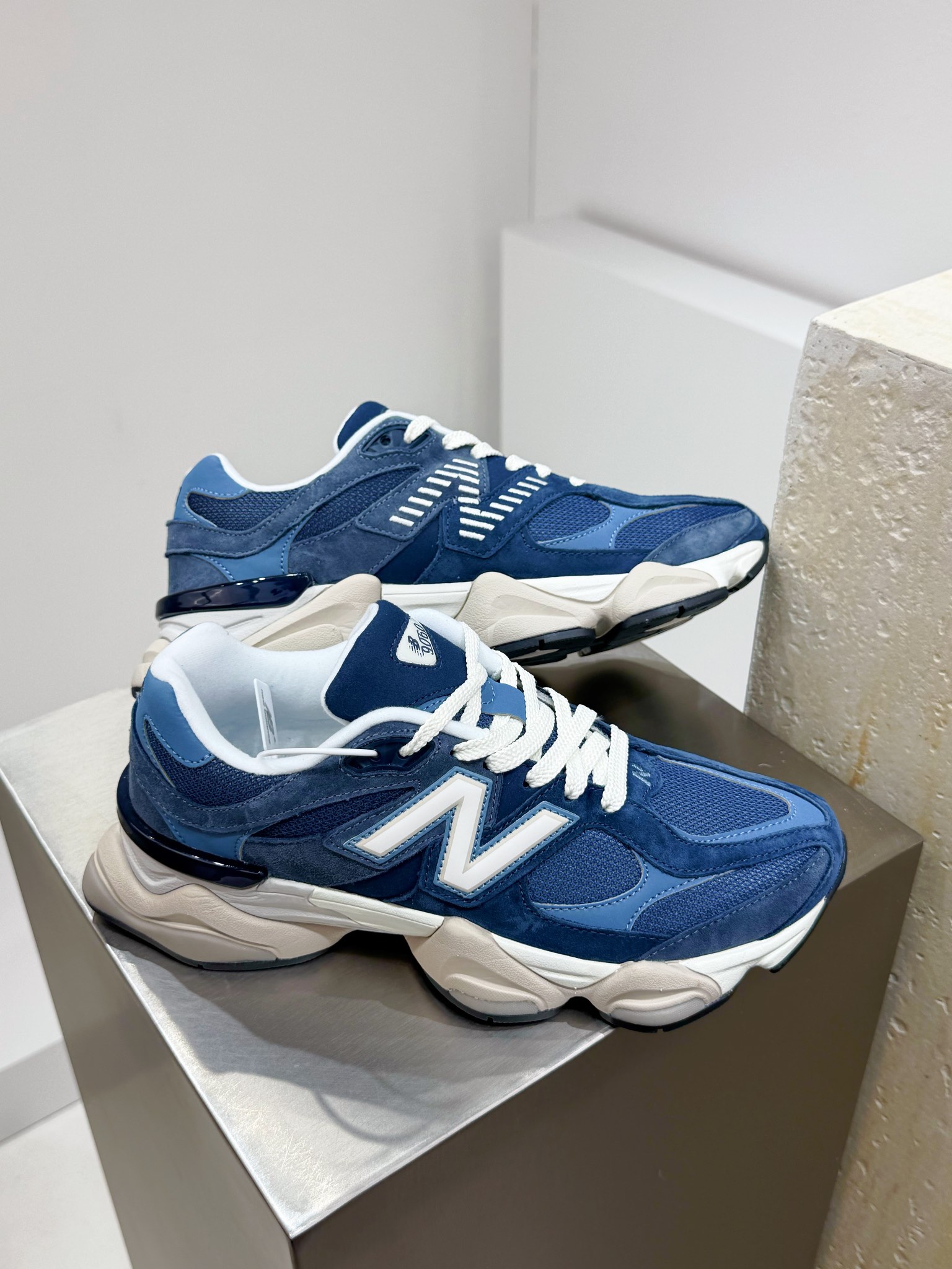 New Balance Male Basic Shoes White L