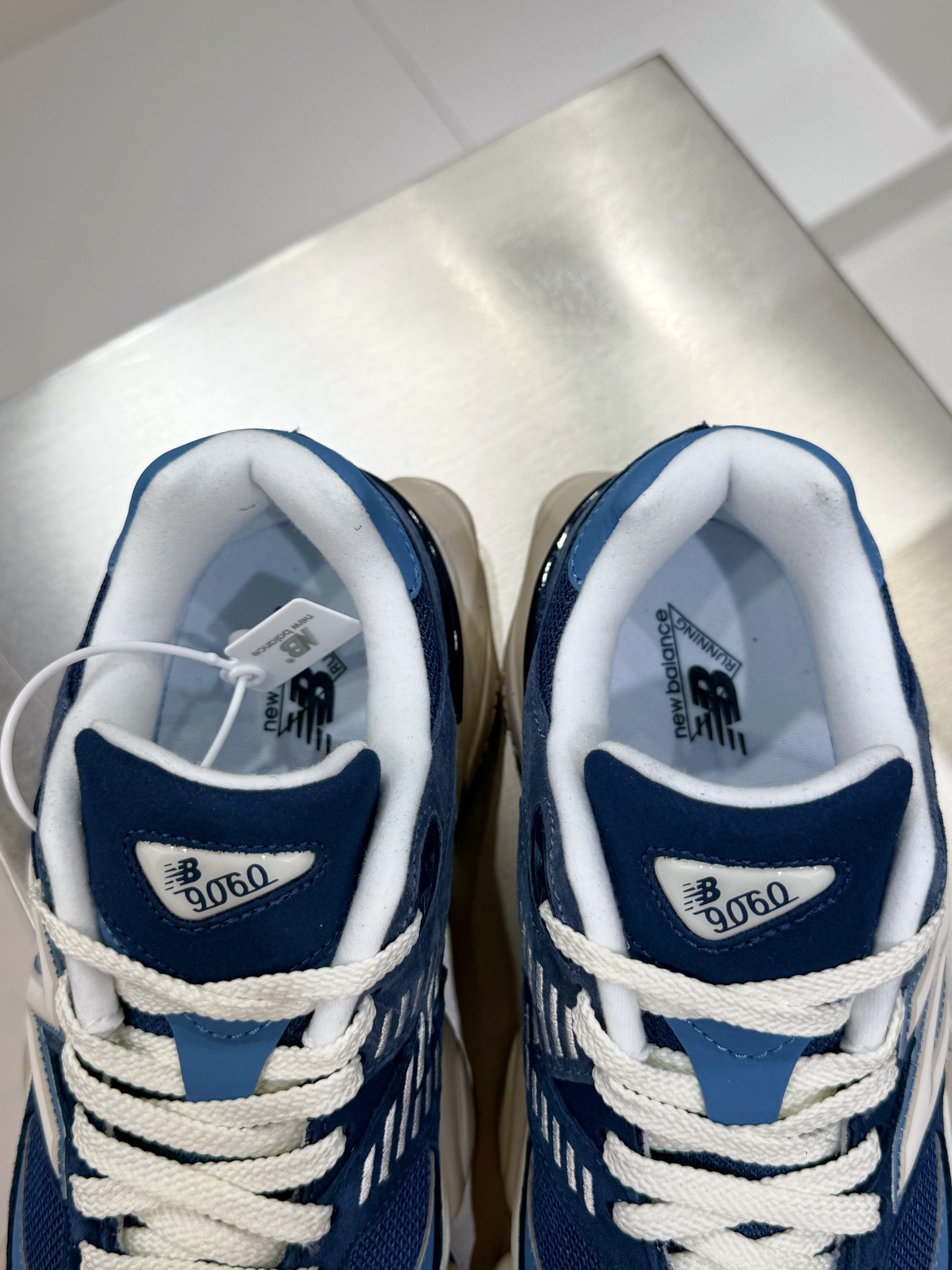 New Balance Male Basic Shoes White L