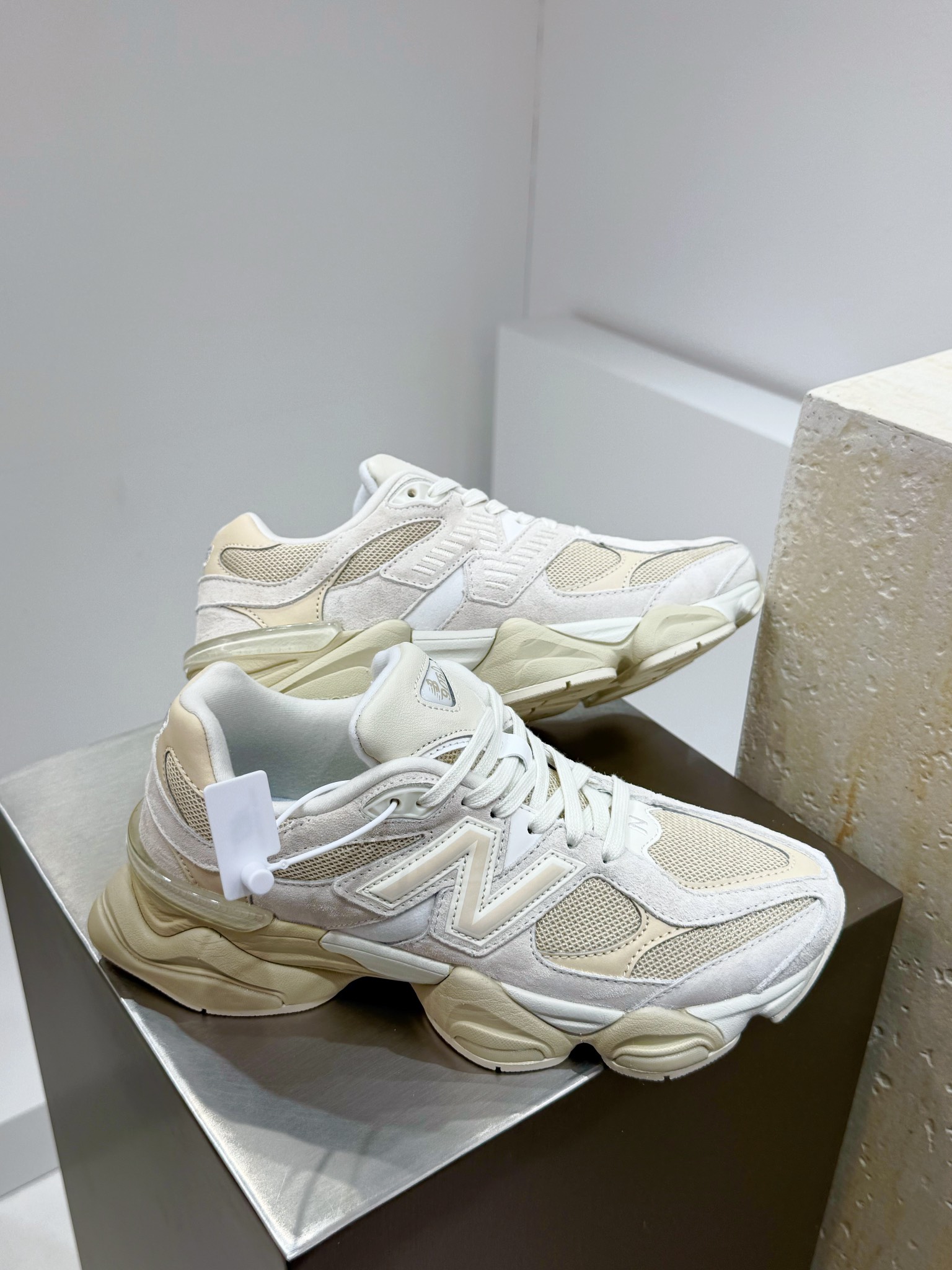 New Balance Male Basic Shoes White L-s