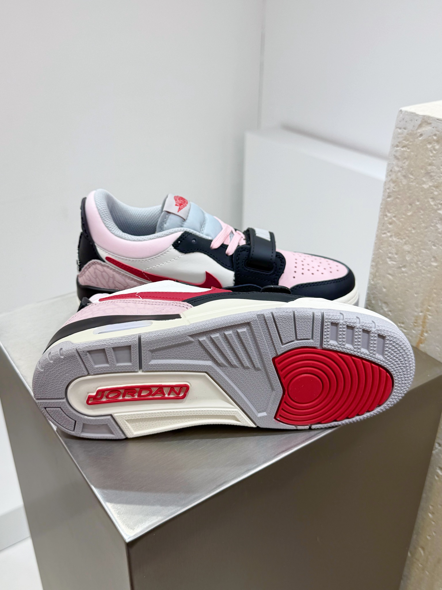 Calvin Klein Jordan Nike Male Basic Shoes L