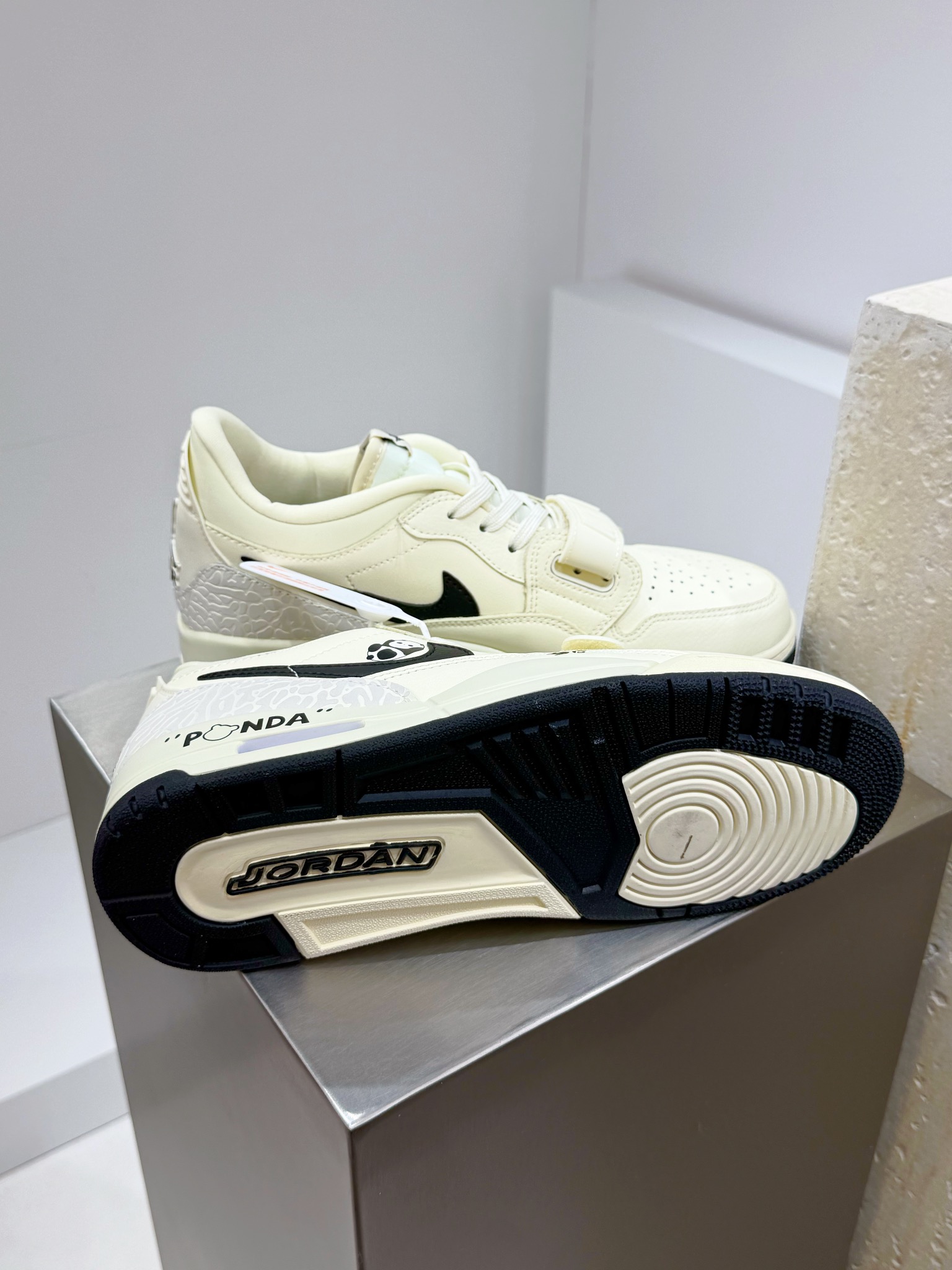 Calvin Klein Jordan Nike Male Basic Shoes M-l